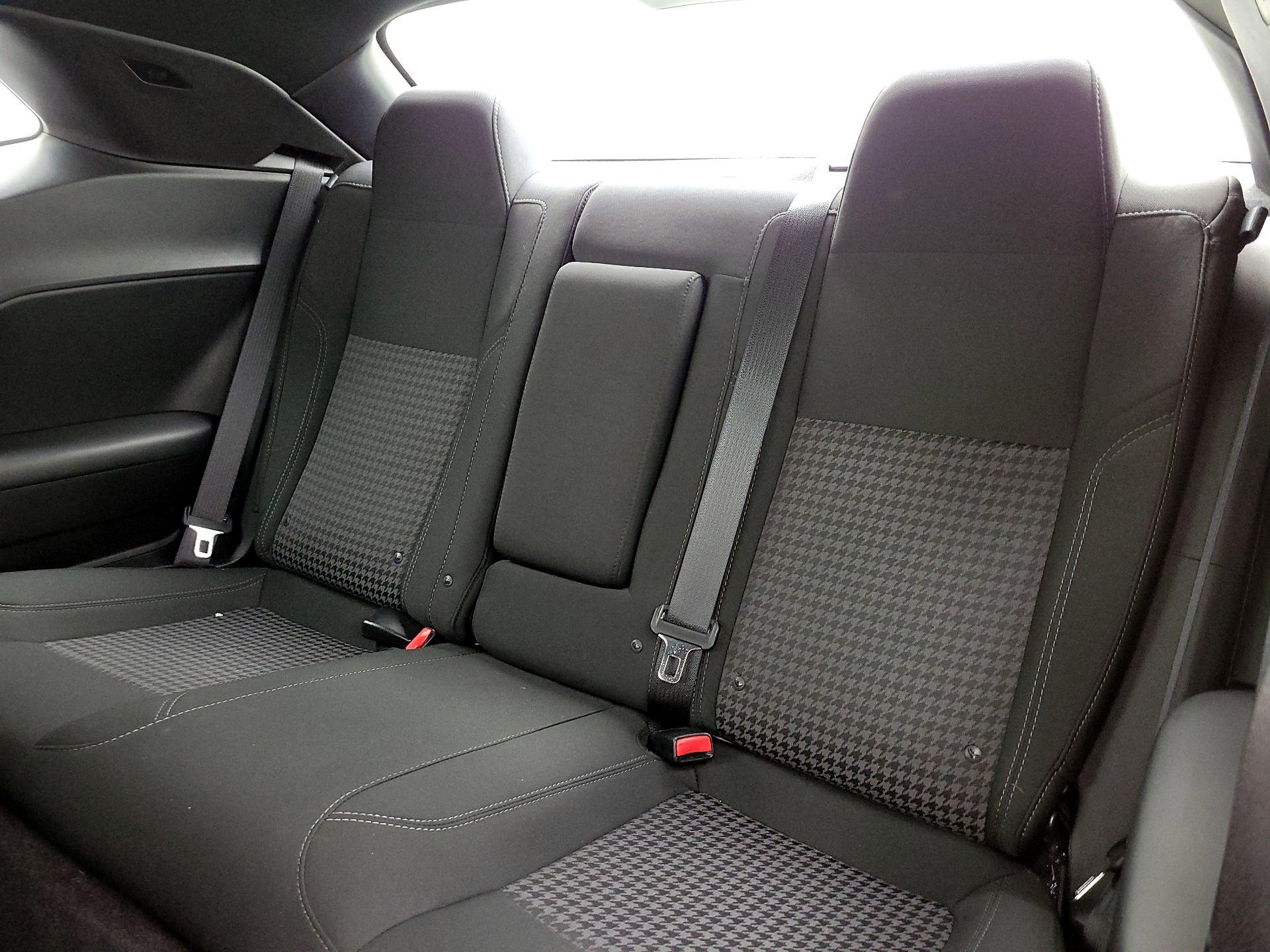 Thumbnail: 2016 Dodge Challenger - 18