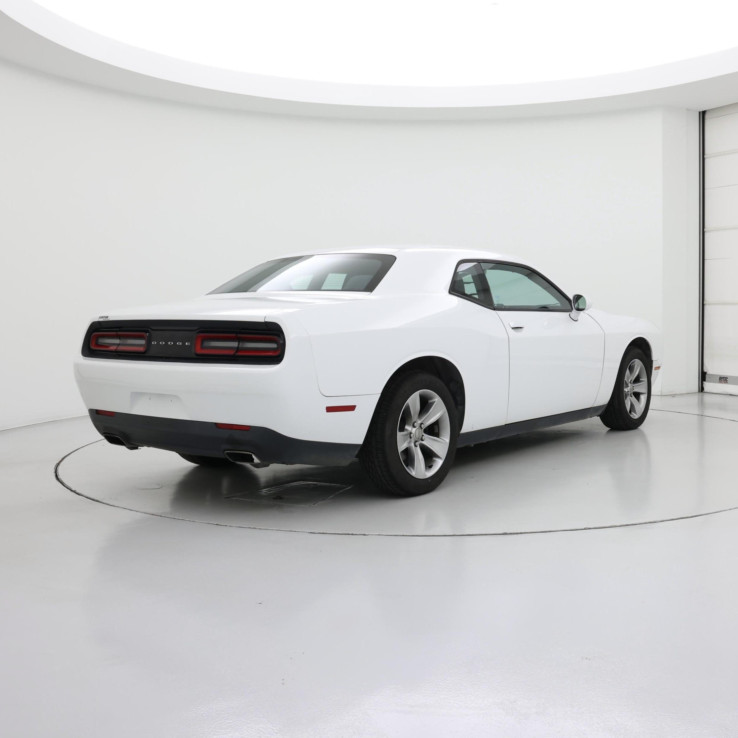 Thumbnail: 2016 Dodge Challenger - 8