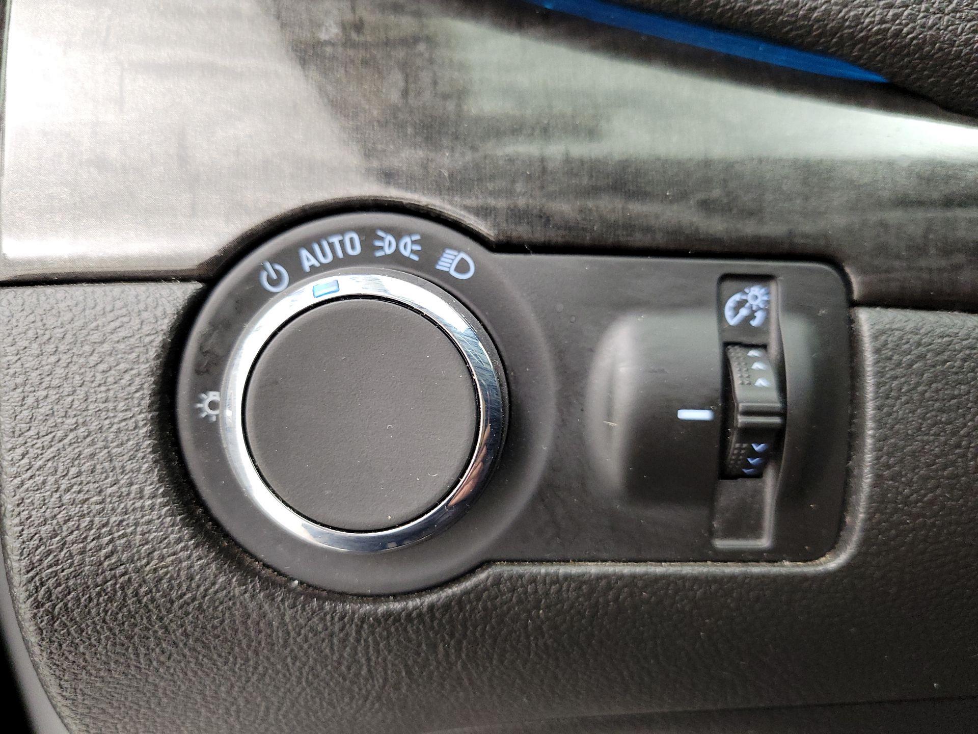 Thumbnail: 2015 Buick Encore - 13