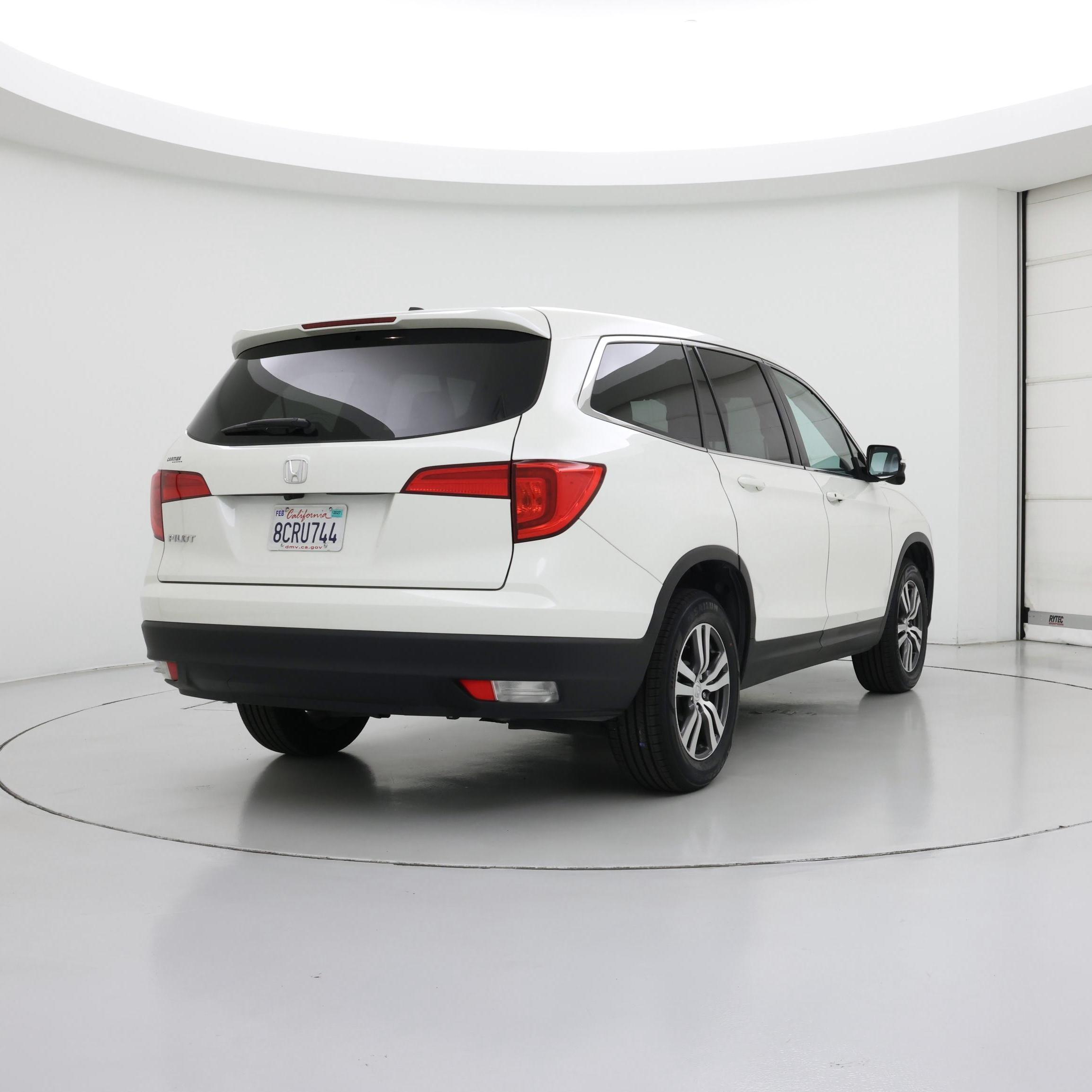 Thumbnail: 2018 Honda Pilot - 8