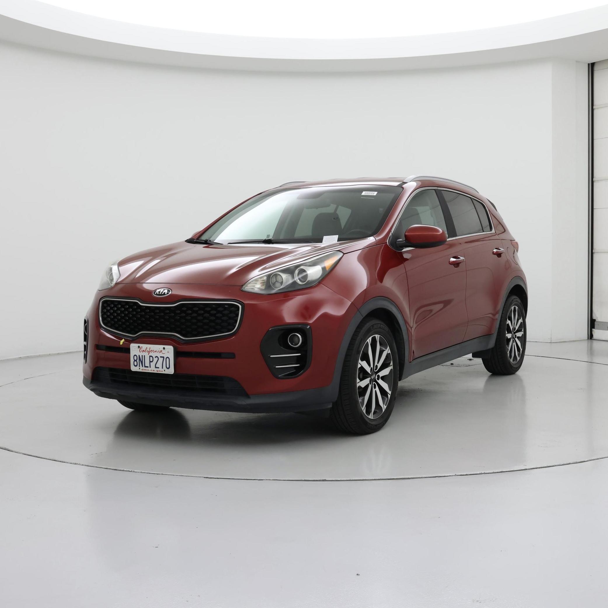 Thumbnail: 2017 Kia Sportage - 4