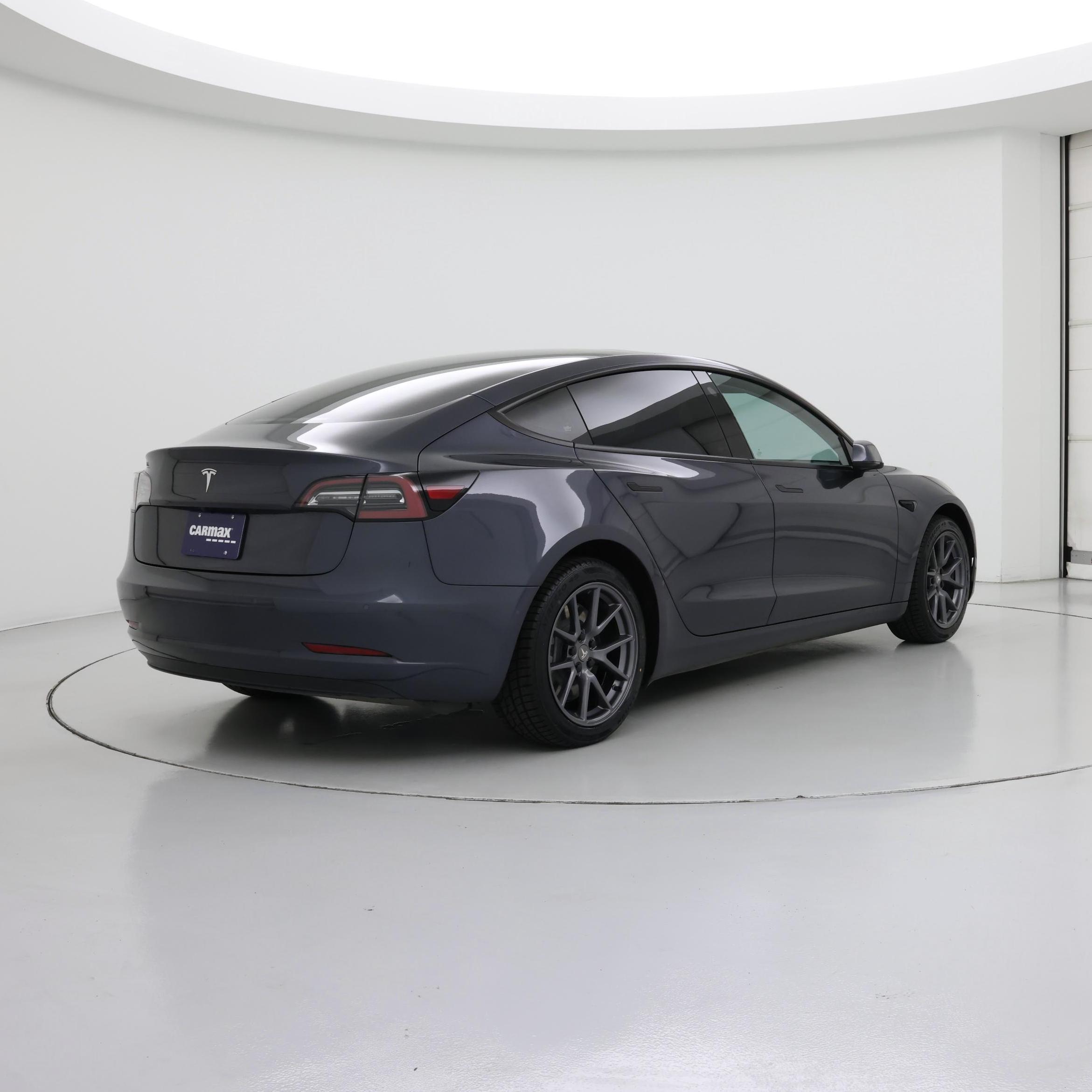 Thumbnail: 2022 Tesla Model 3 - 8