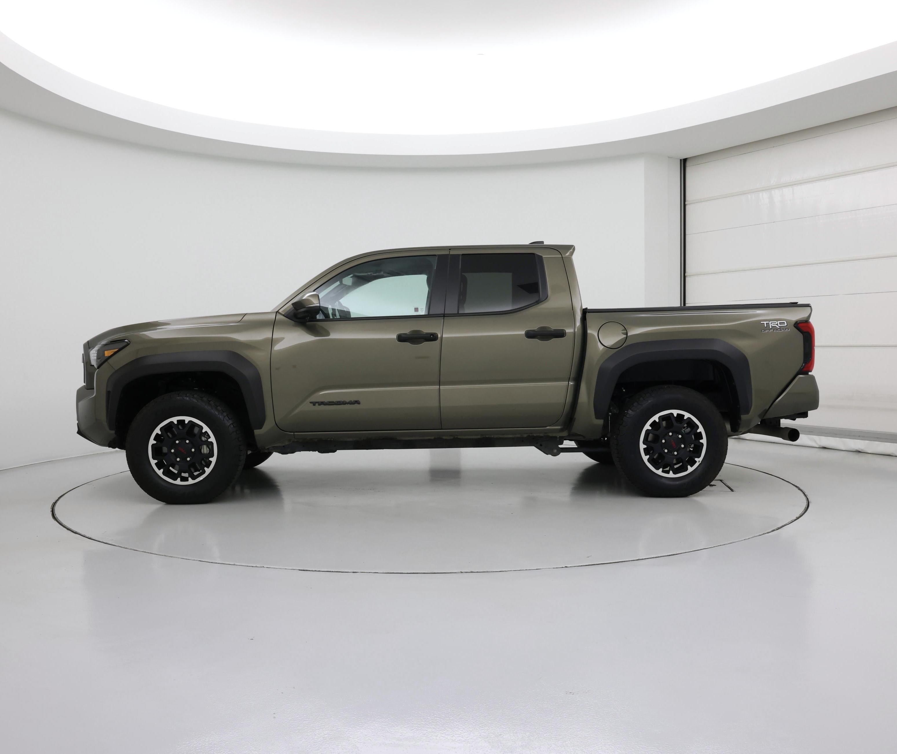 Thumbnail: 2024 Toyota Tacoma - 3