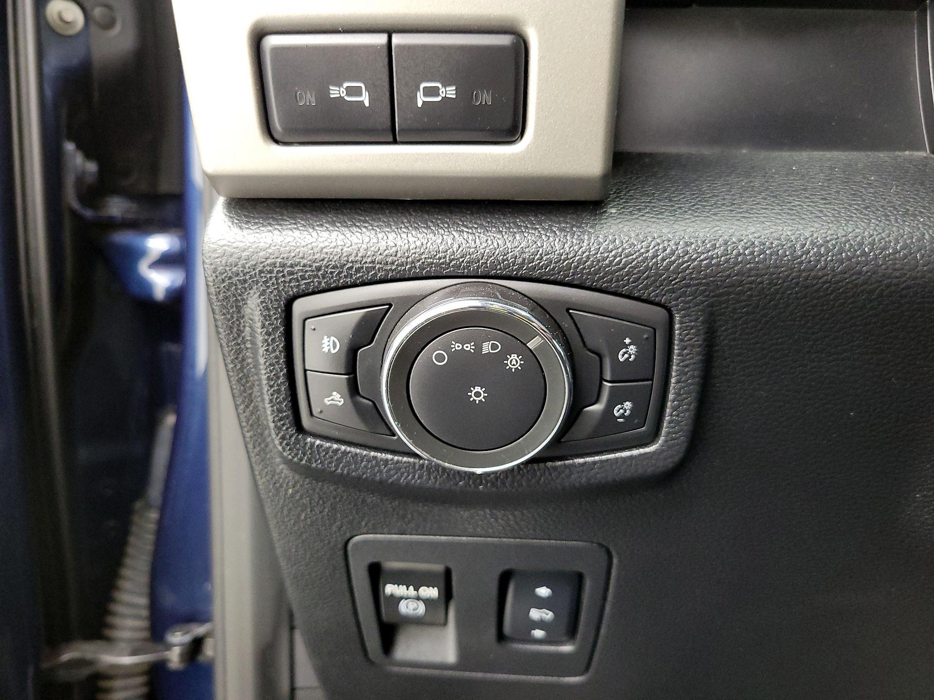 Thumbnail: 2016 Ford F-150 - 13
