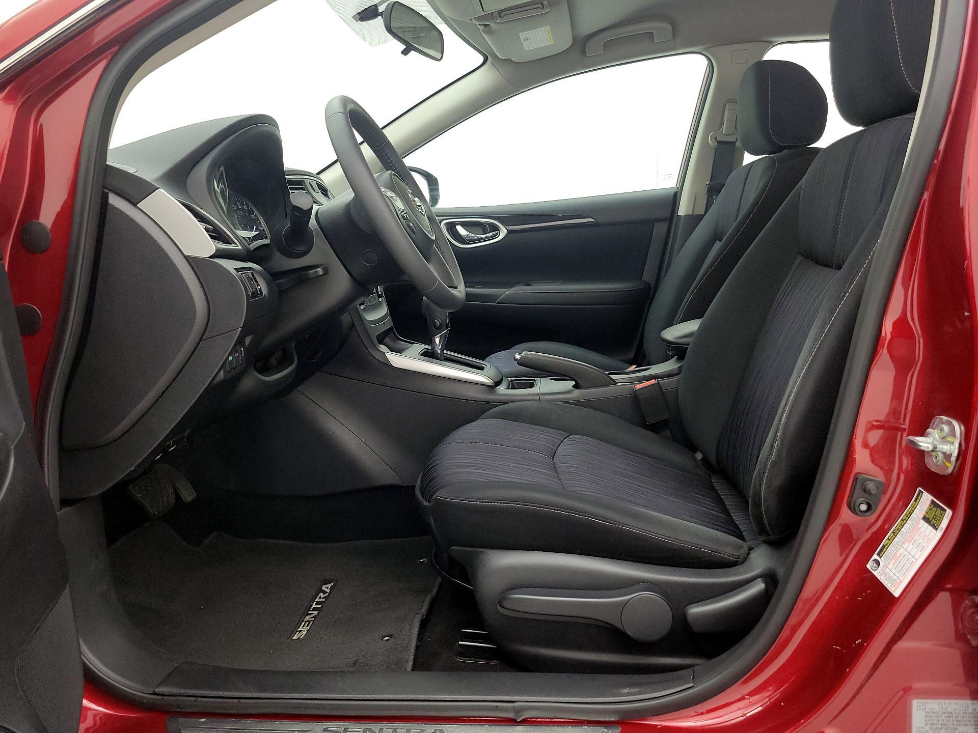 Thumbnail: 2017 Nissan Sentra - 11