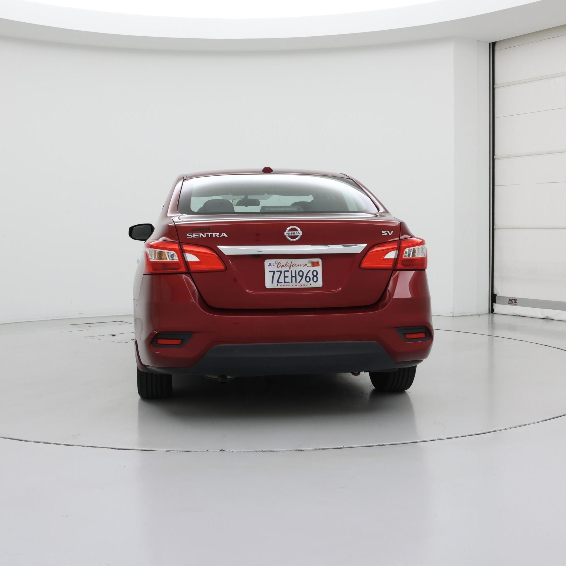 Thumbnail: 2017 Nissan Sentra - 6