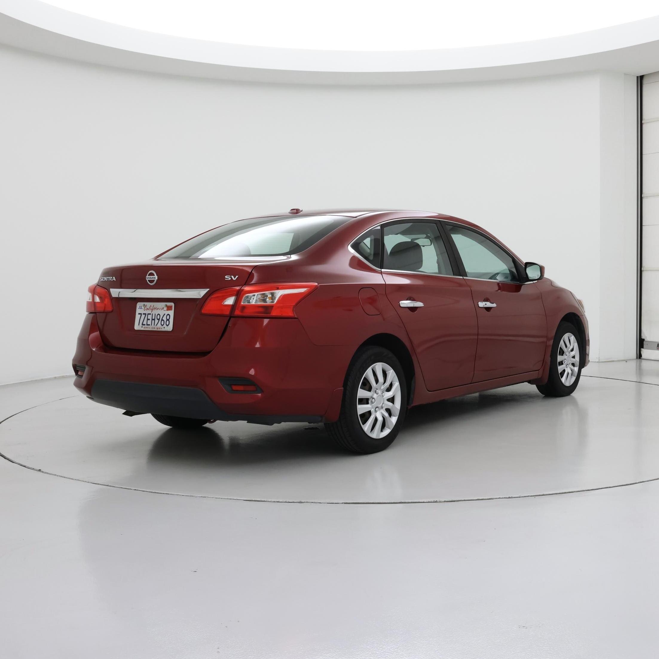 Thumbnail: 2017 Nissan Sentra - 8