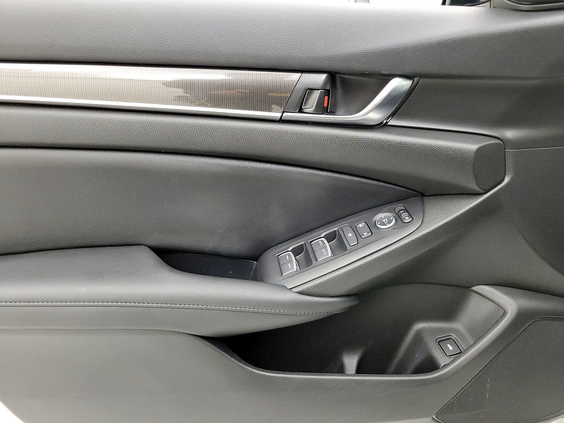 Thumbnail: 2022 Honda Accord - 12