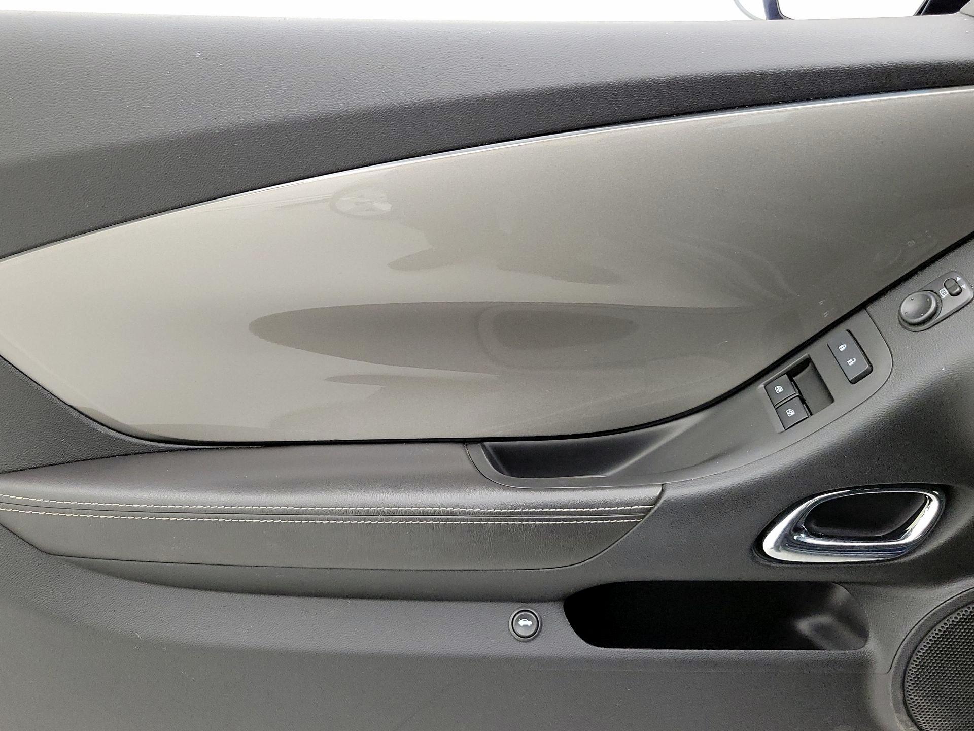 Thumbnail: 2015 Chevrolet Camaro - 12