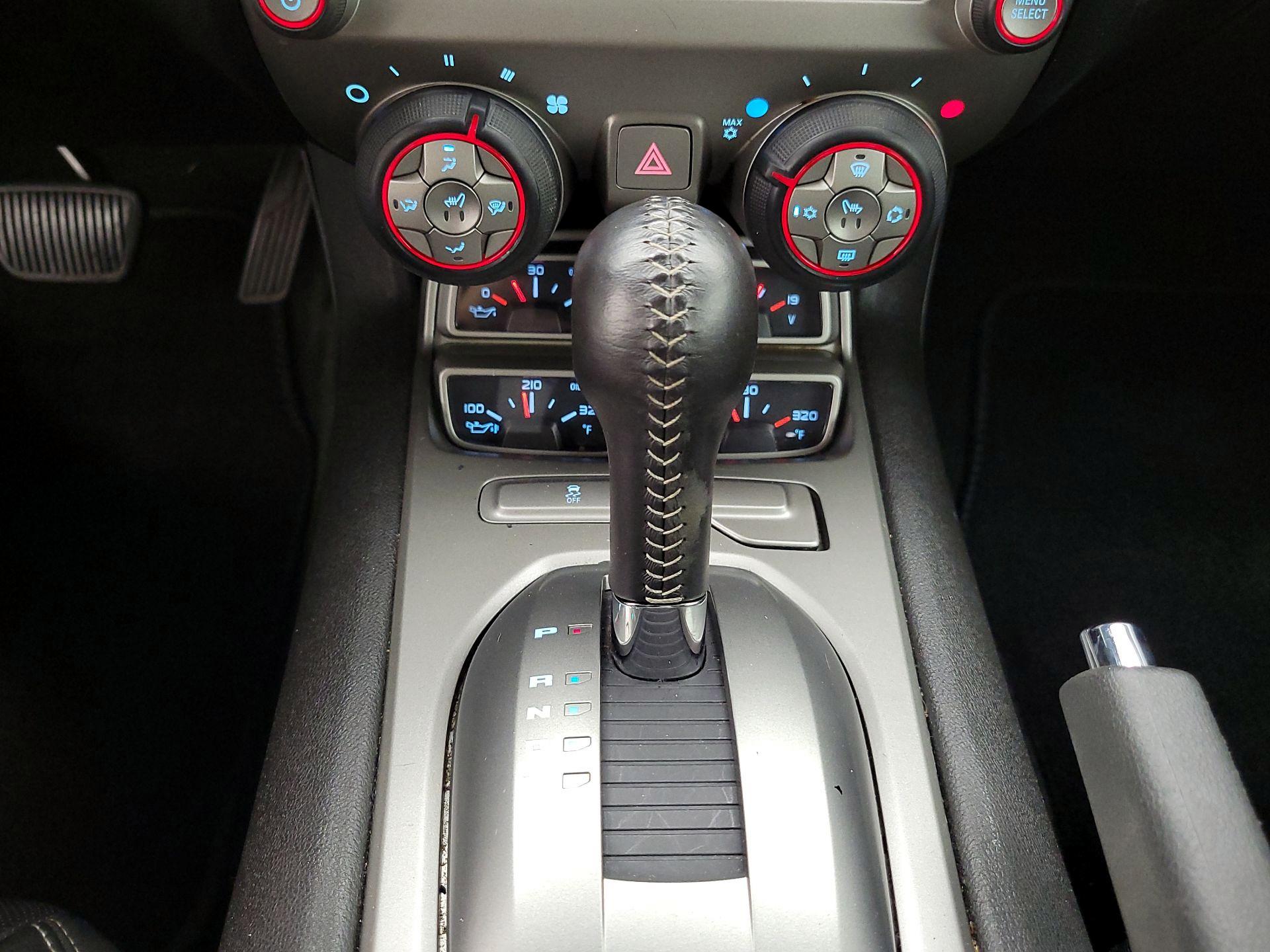 Thumbnail: 2015 Chevrolet Camaro - 18