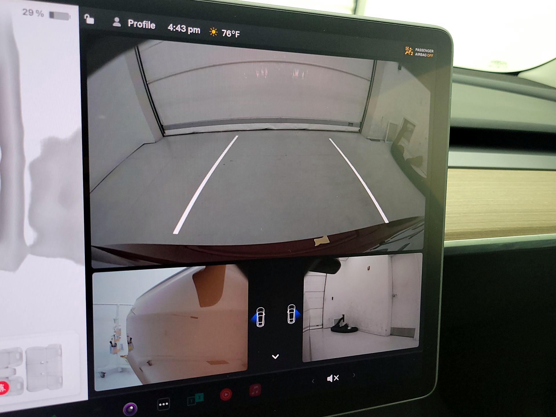 Thumbnail: 2023 Tesla Model 3 - 14