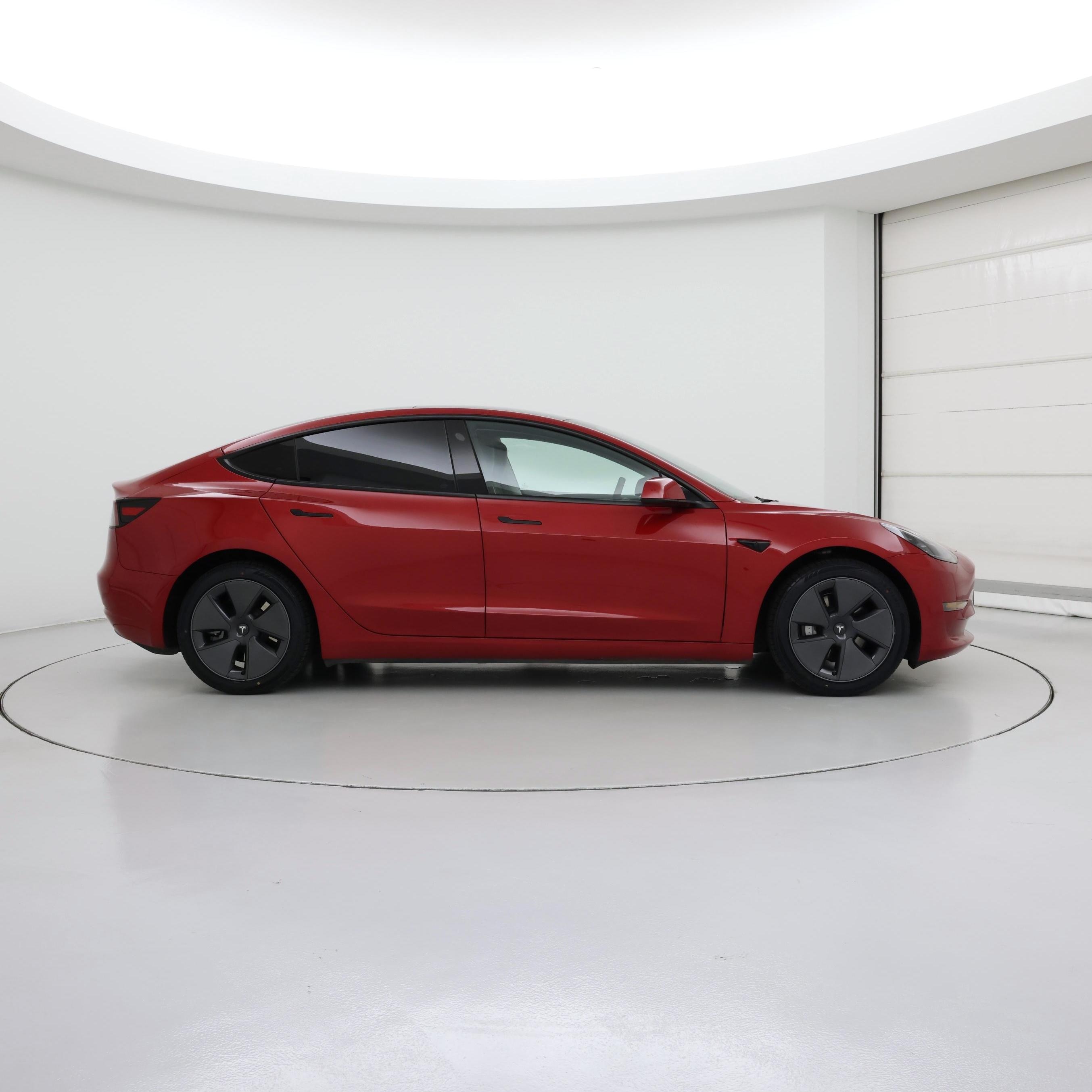 Thumbnail: 2023 Tesla Model 3 - 7