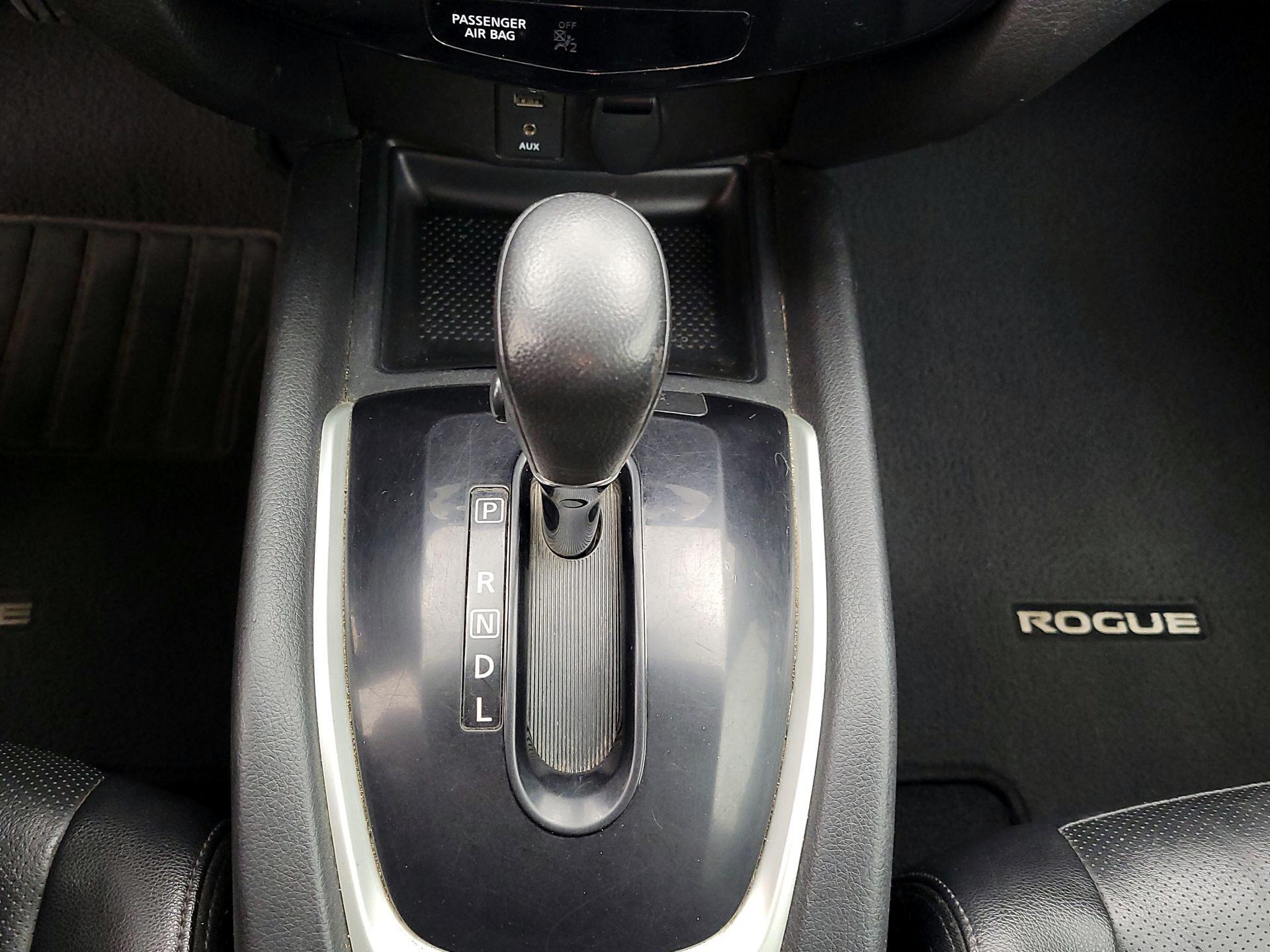Thumbnail: 2016 Nissan Rogue - 18