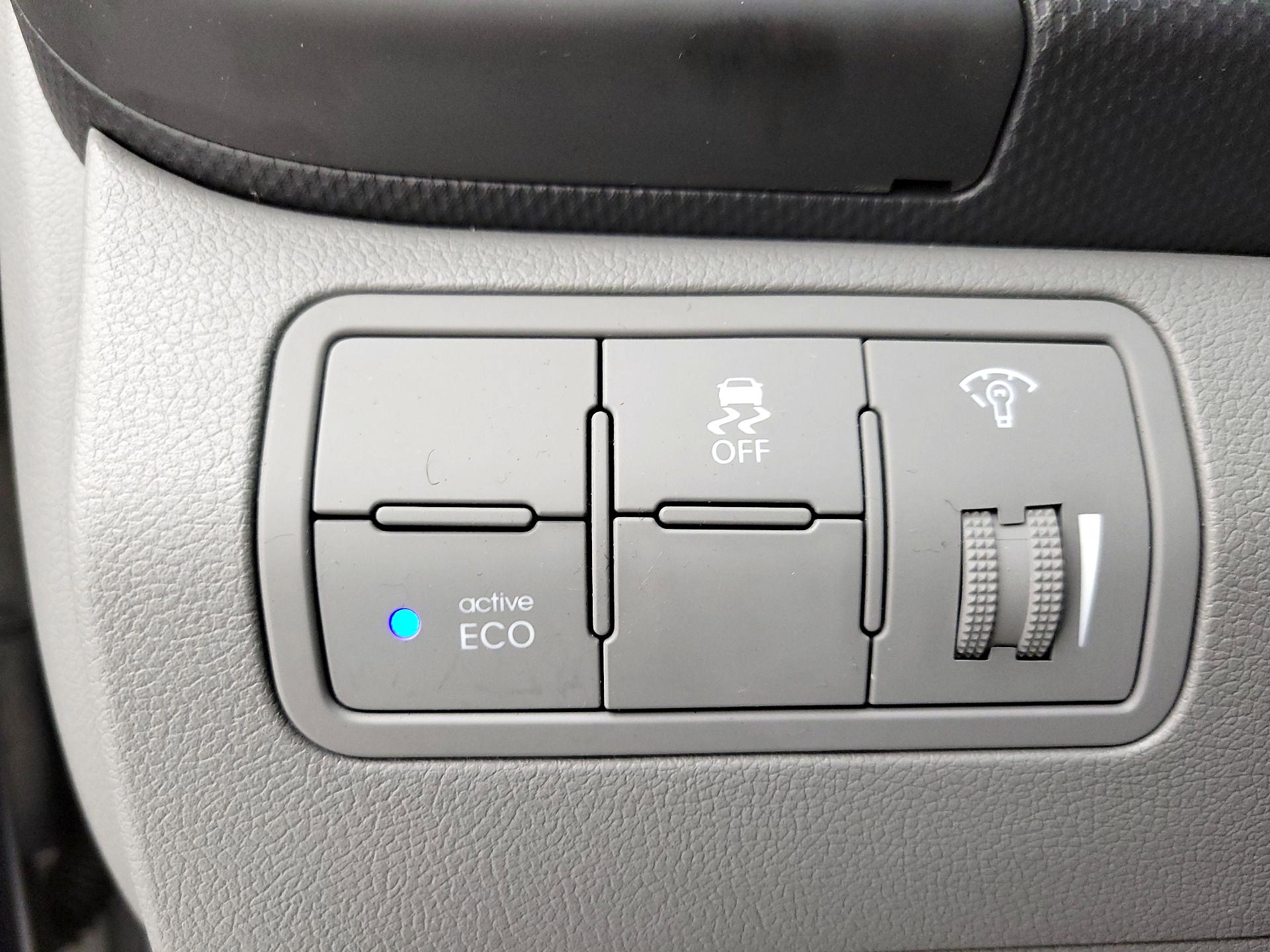 Thumbnail: 2016 Hyundai Accent - 13