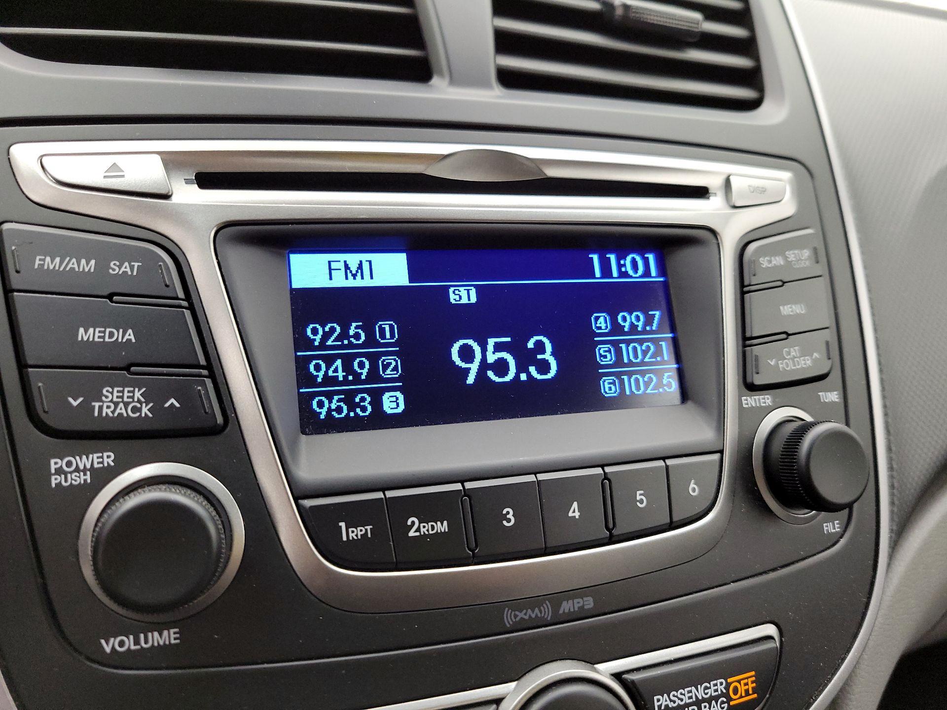 Thumbnail: 2016 Hyundai Accent - 14