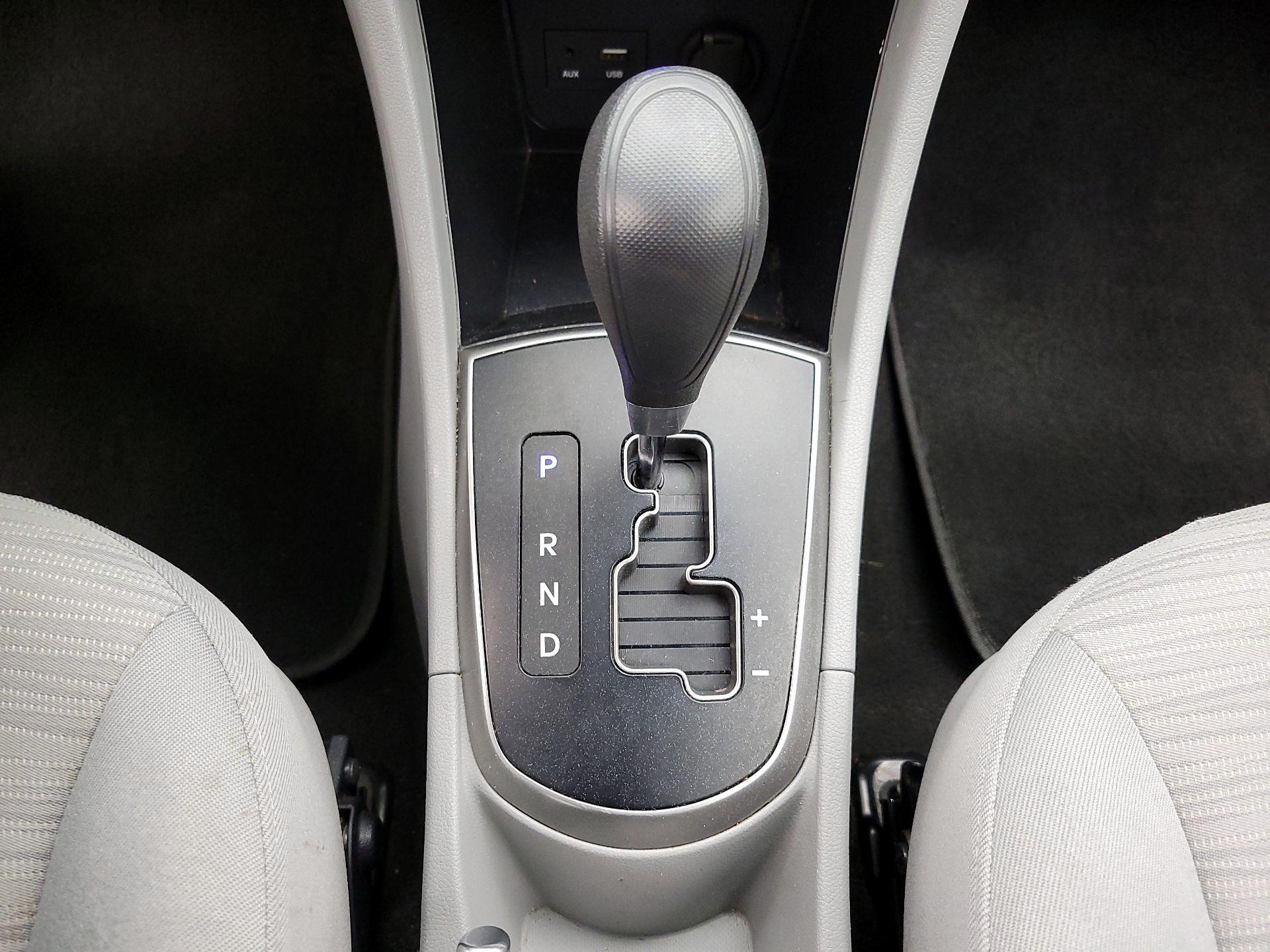 Thumbnail: 2016 Hyundai Accent - 16