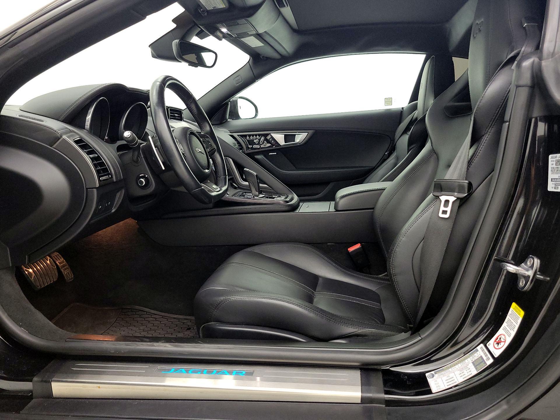 Thumbnail: 2016 Jaguar F-Type - 11