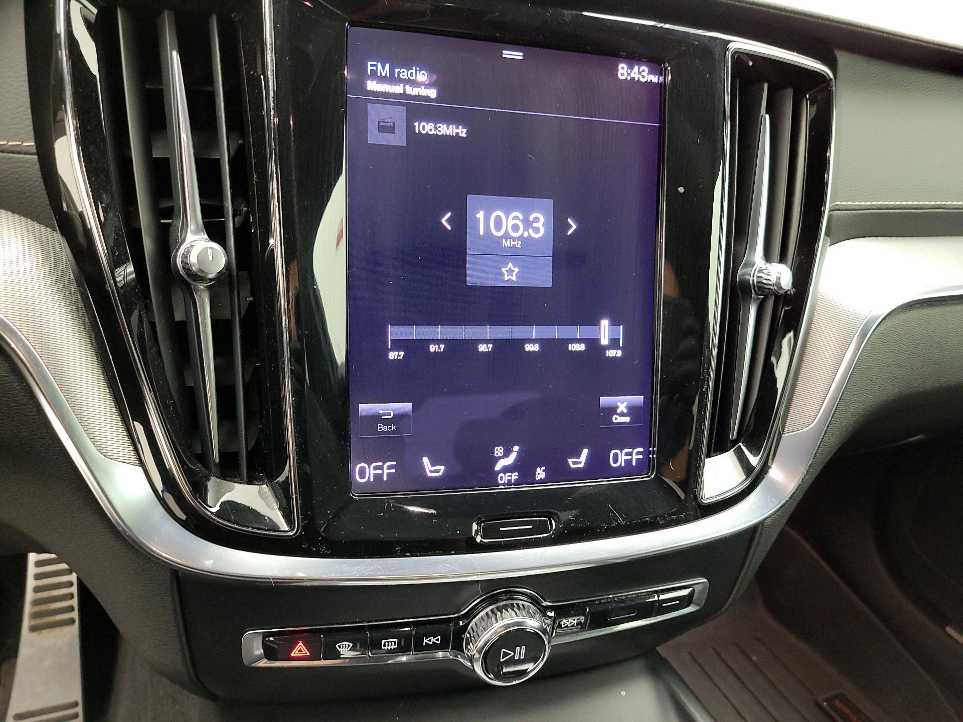 Thumbnail: 2021 Volvo S60 - 16