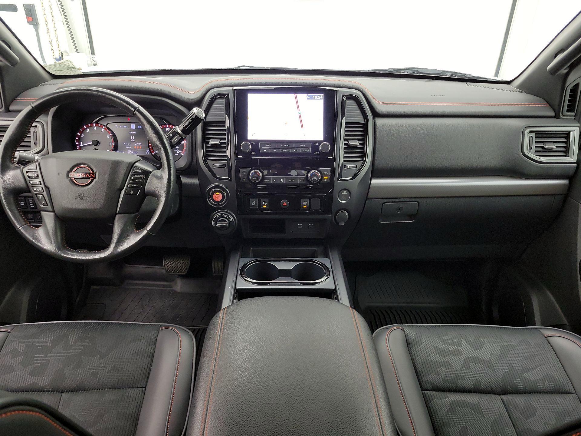 Thumbnail: 2023 Nissan Titan - 9