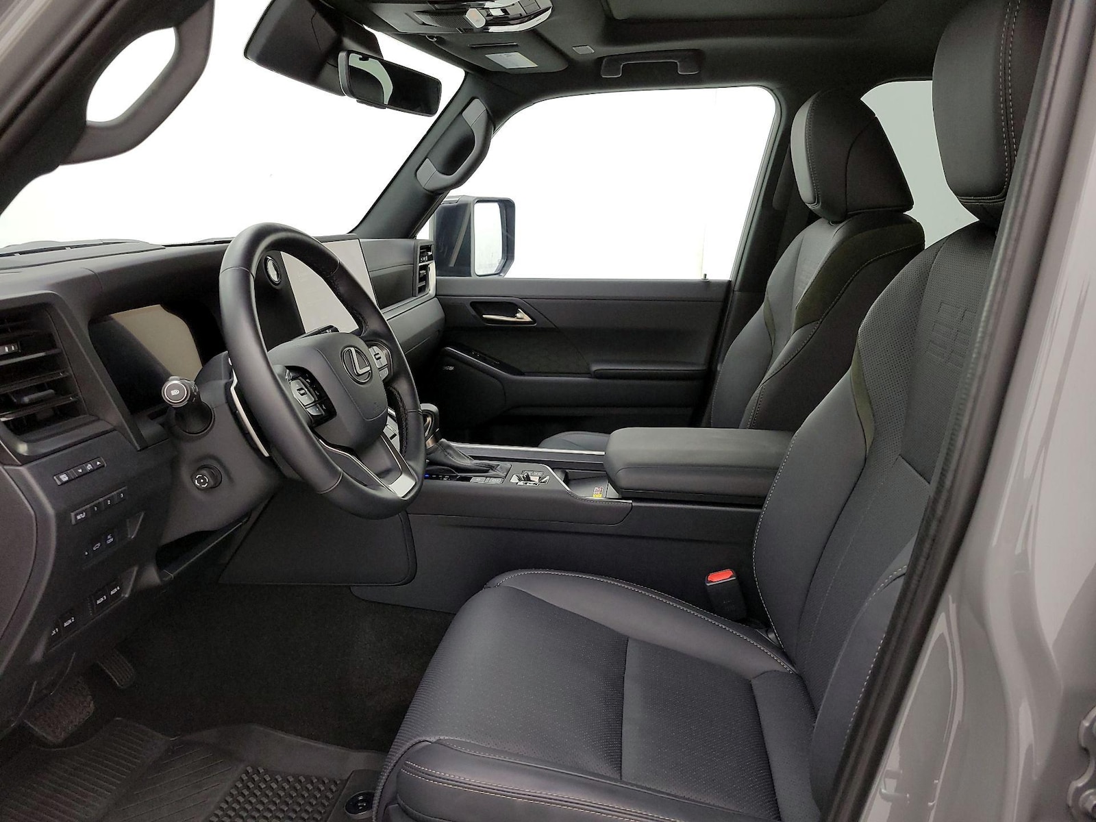 2026 Lexus GX Overtrail - Photo 12