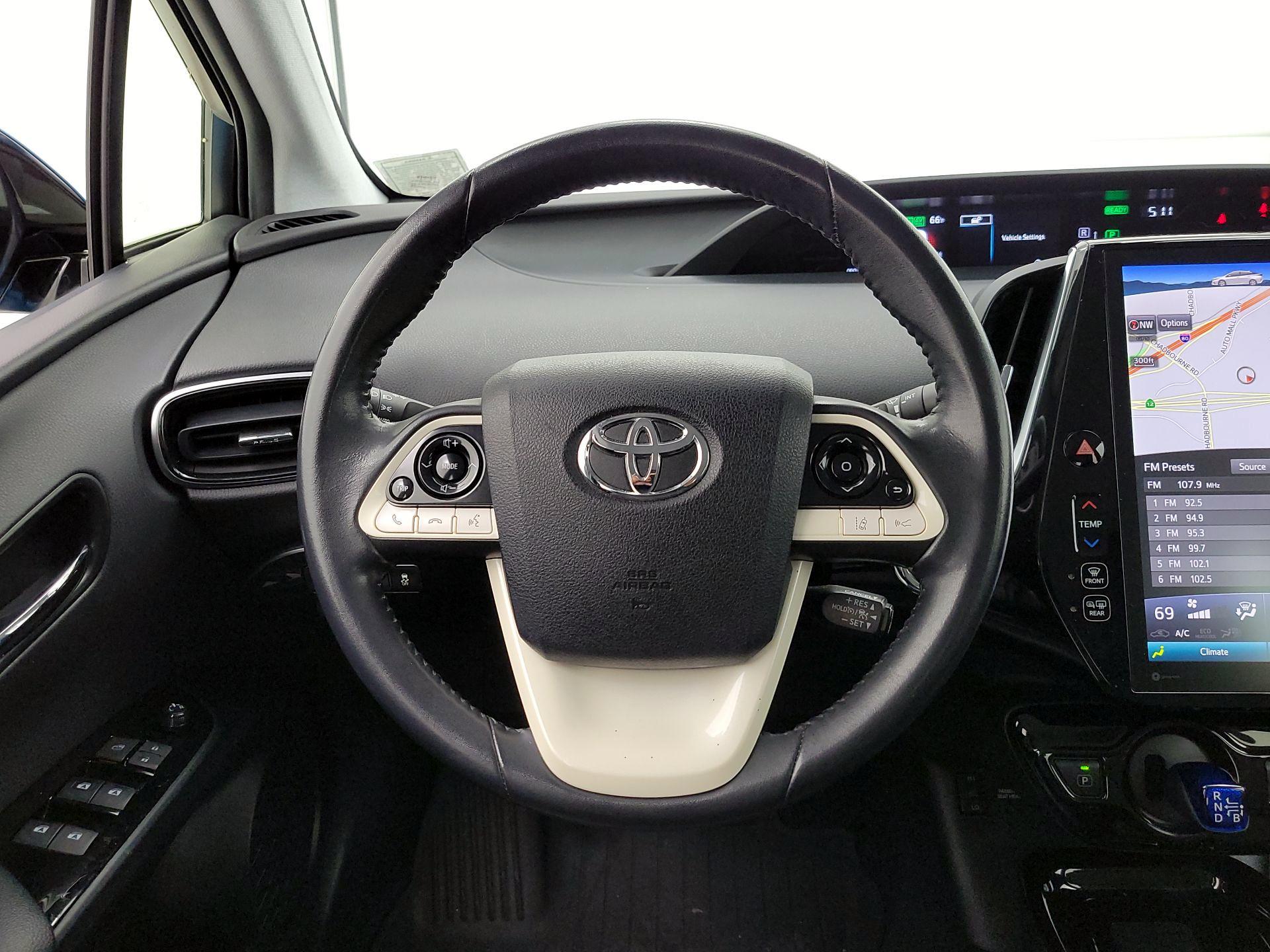 Thumbnail: 2018 Toyota Prius Prime - 10