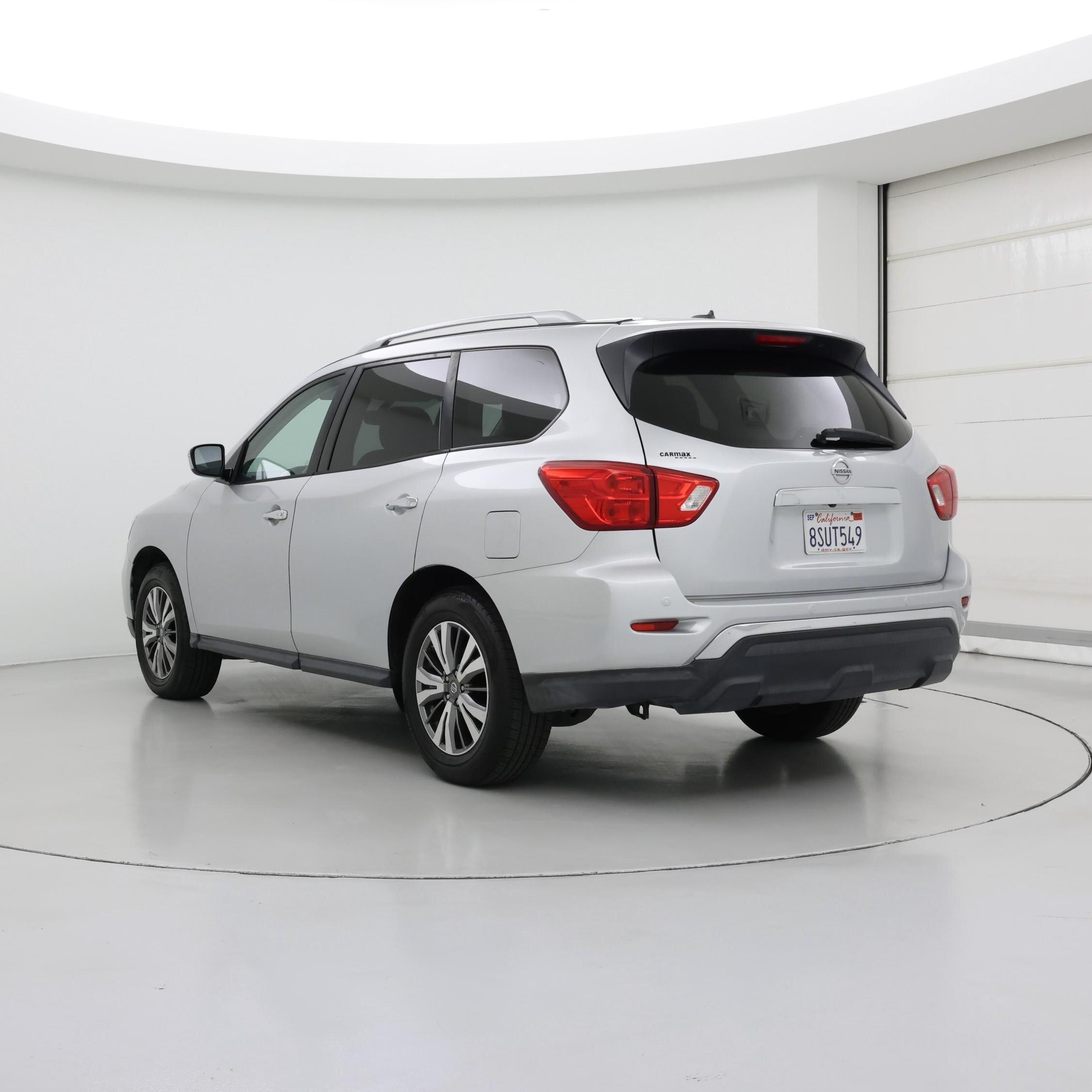 Thumbnail: 2018 Nissan Pathfinder - 2