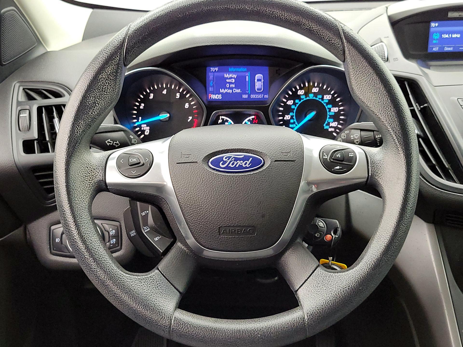 Thumbnail: 2015 Ford Escape - 10