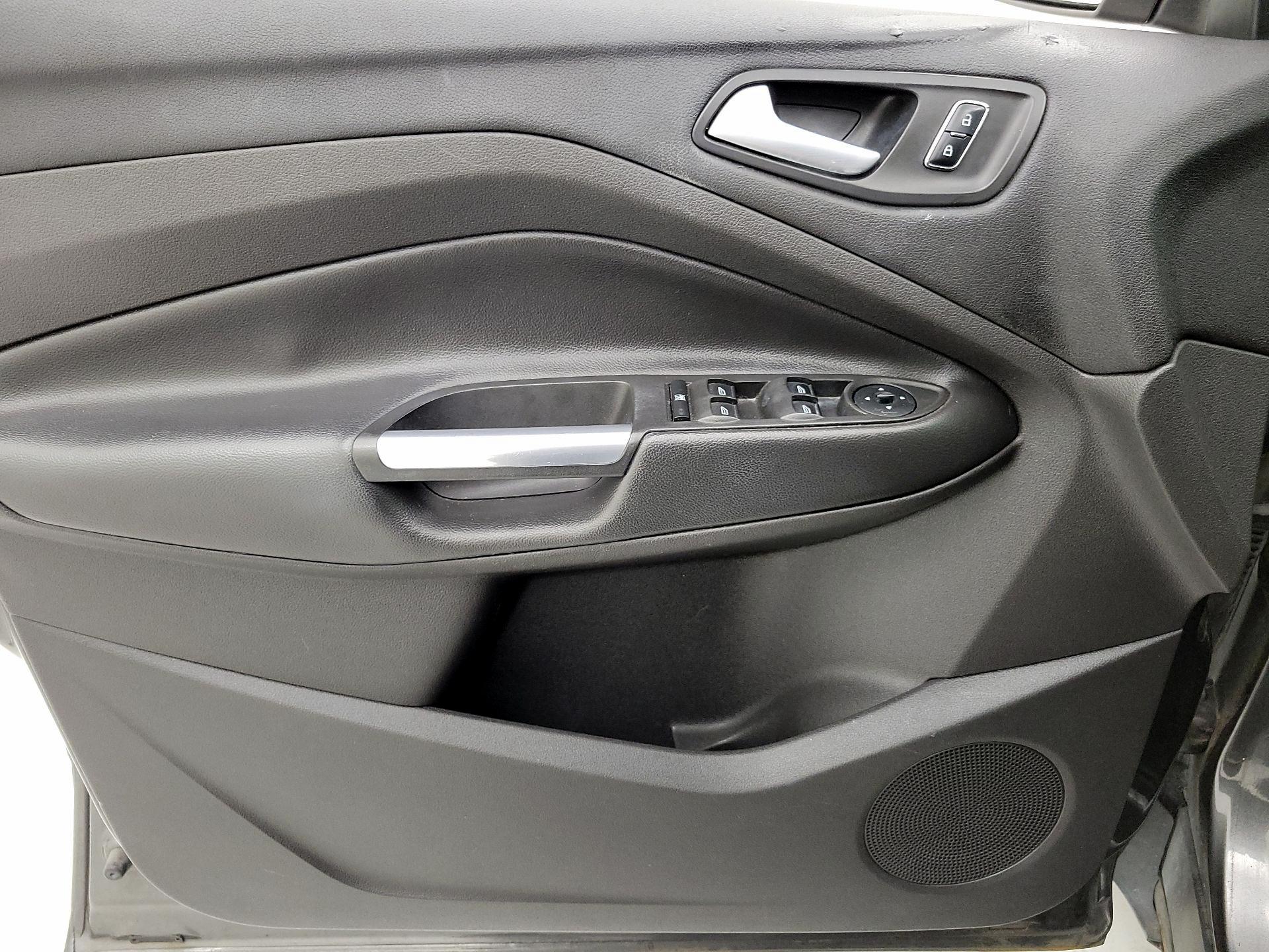 Thumbnail: 2015 Ford Escape - 12