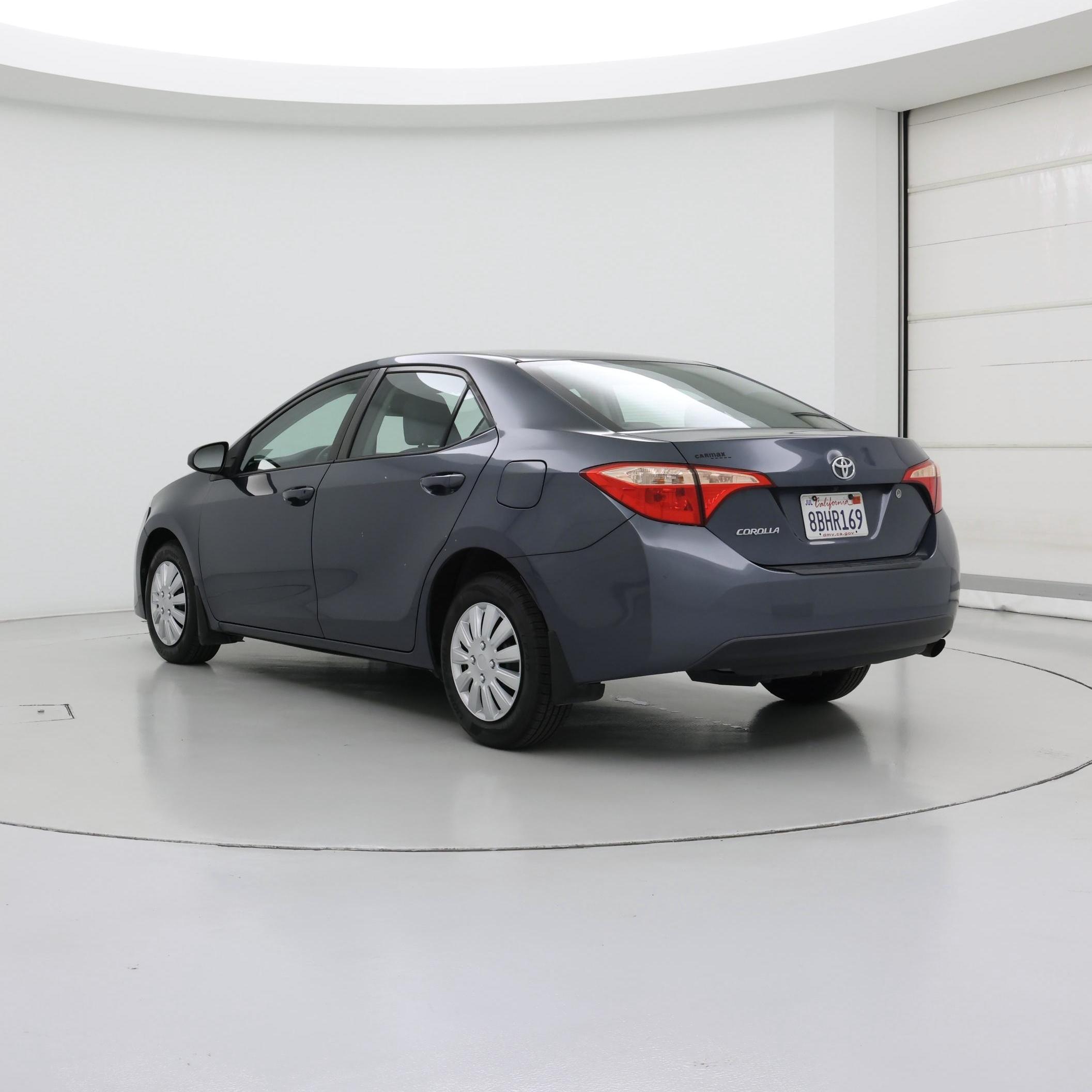 Thumbnail: 2017 Toyota Corolla - 2