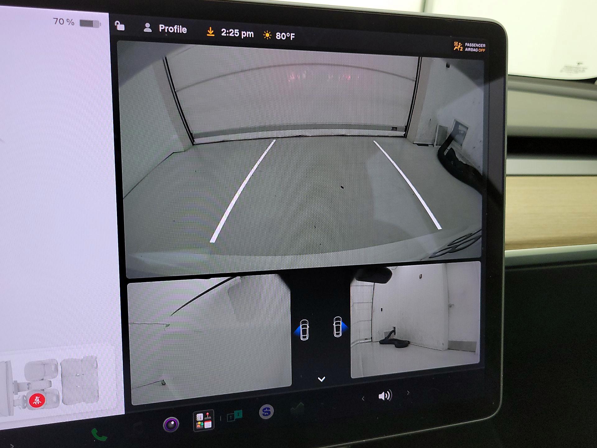 Thumbnail: 2022 Tesla Model 3 - 14