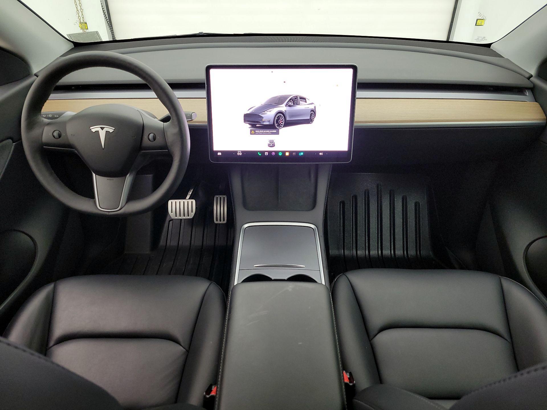 Thumbnail: 2022 Tesla Model Y - 9