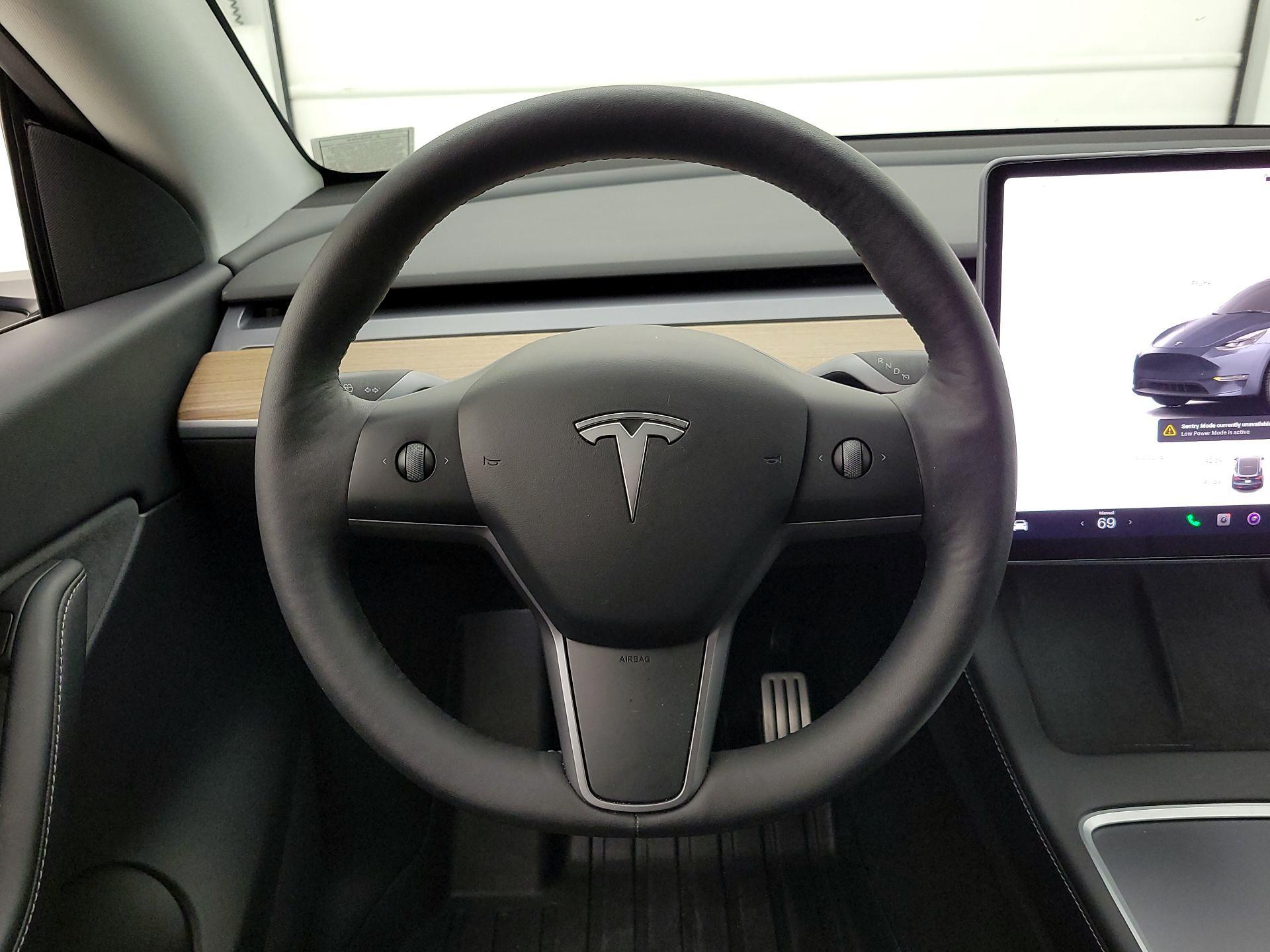 Thumbnail: 2022 Tesla Model Y - 10