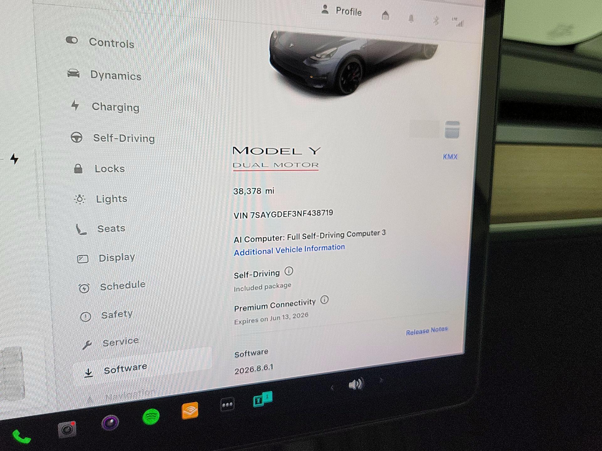 Thumbnail: 2022 Tesla Model Y - 13