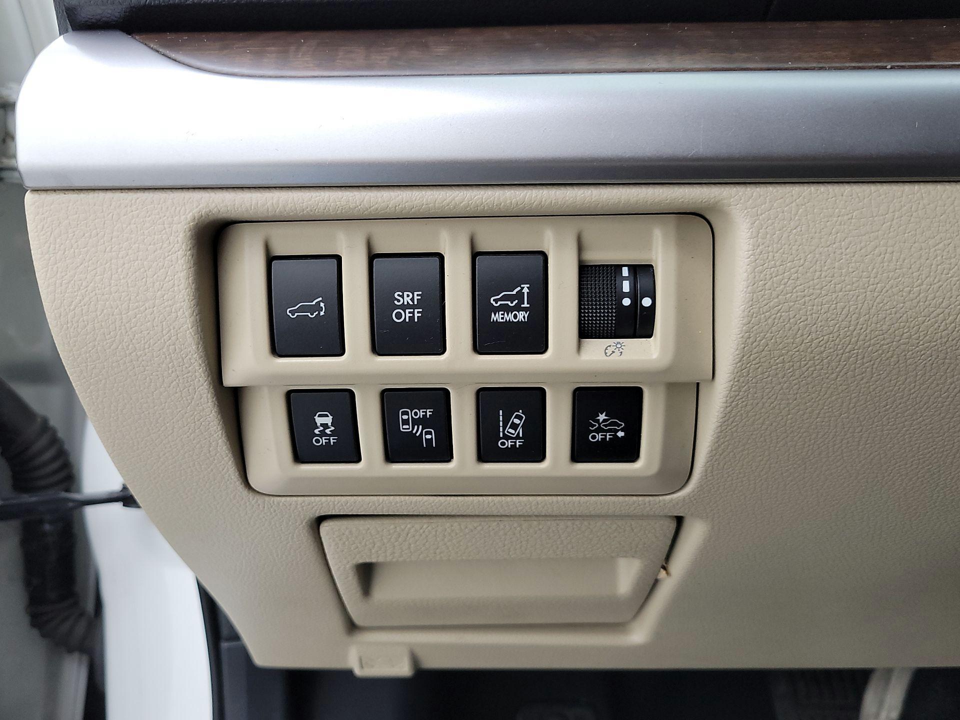 Thumbnail: 2017 Subaru Outback - 13