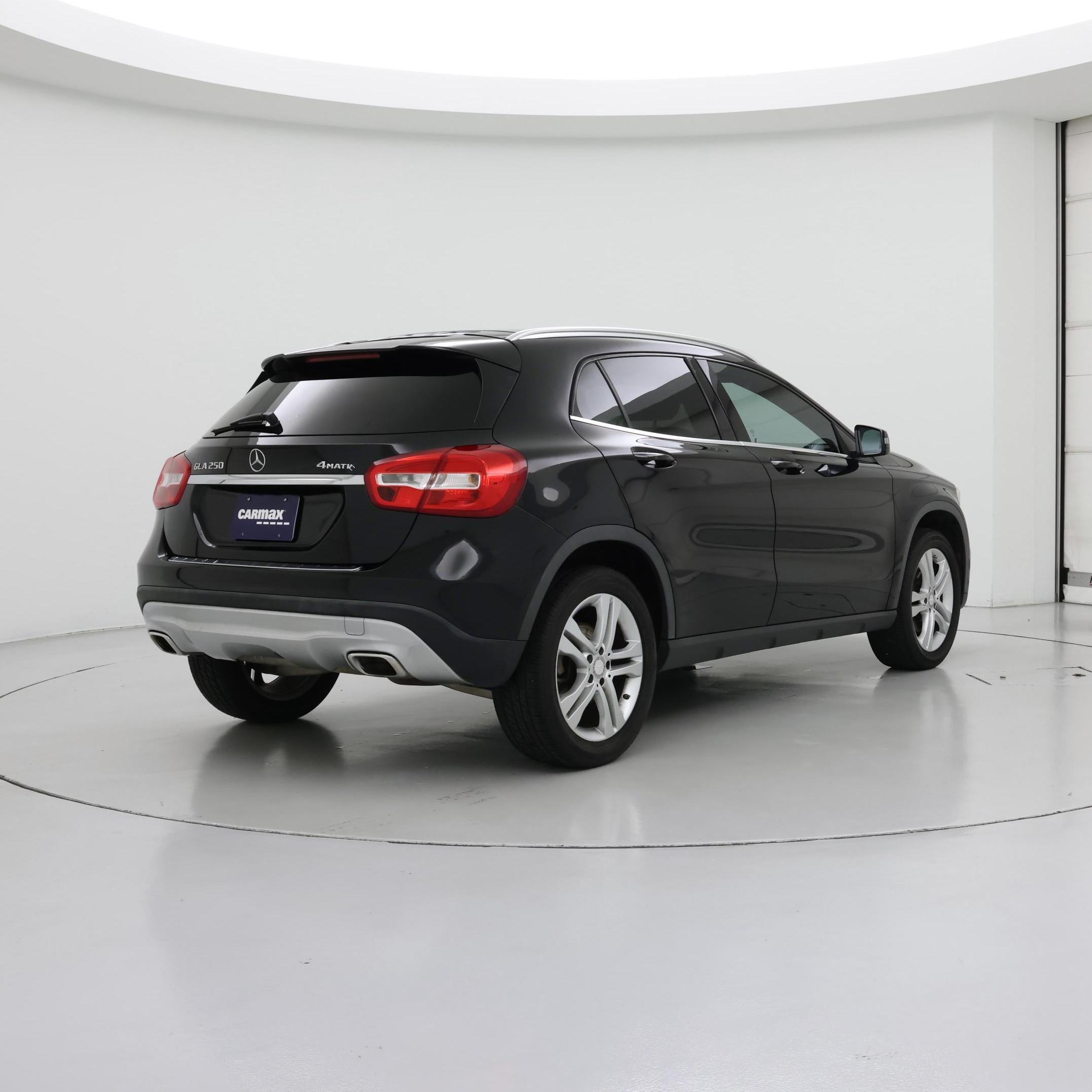 Thumbnail: 2016 Mercedes-Benz GLA - 8