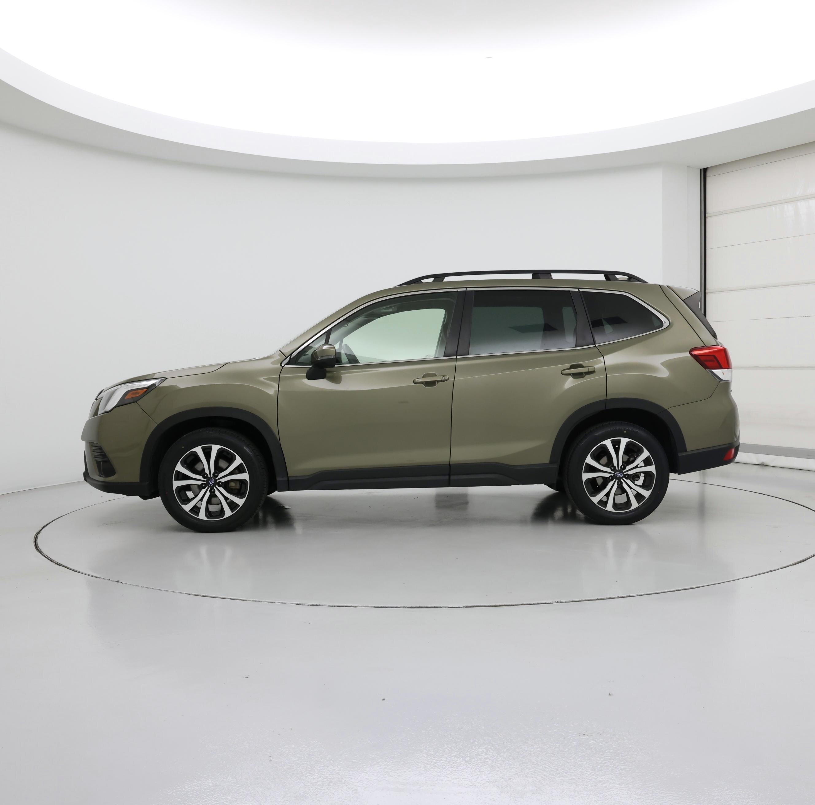 Thumbnail: 2023 Subaru Forester - 3