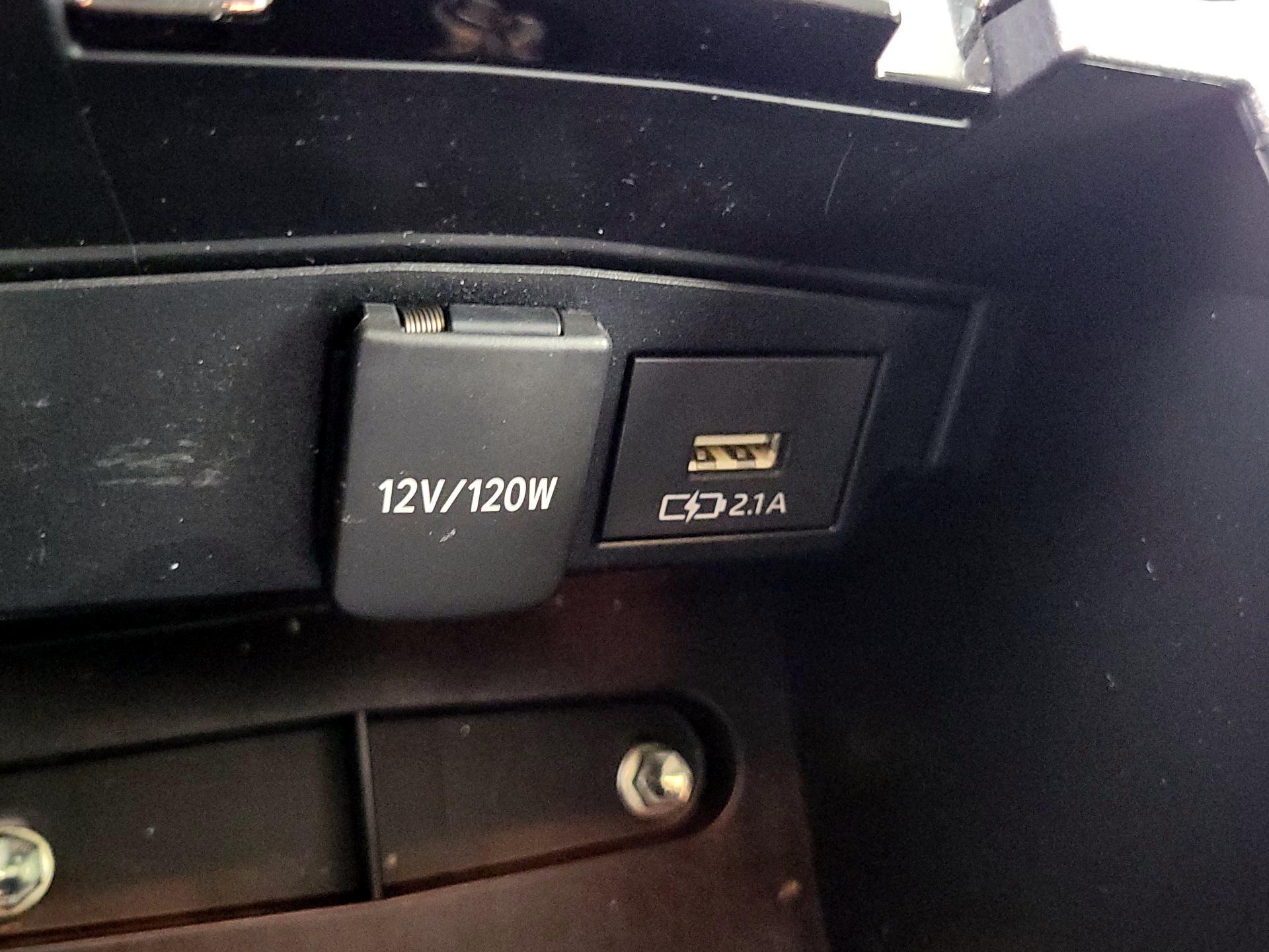 Thumbnail: 2021 Toyota Corolla - 18