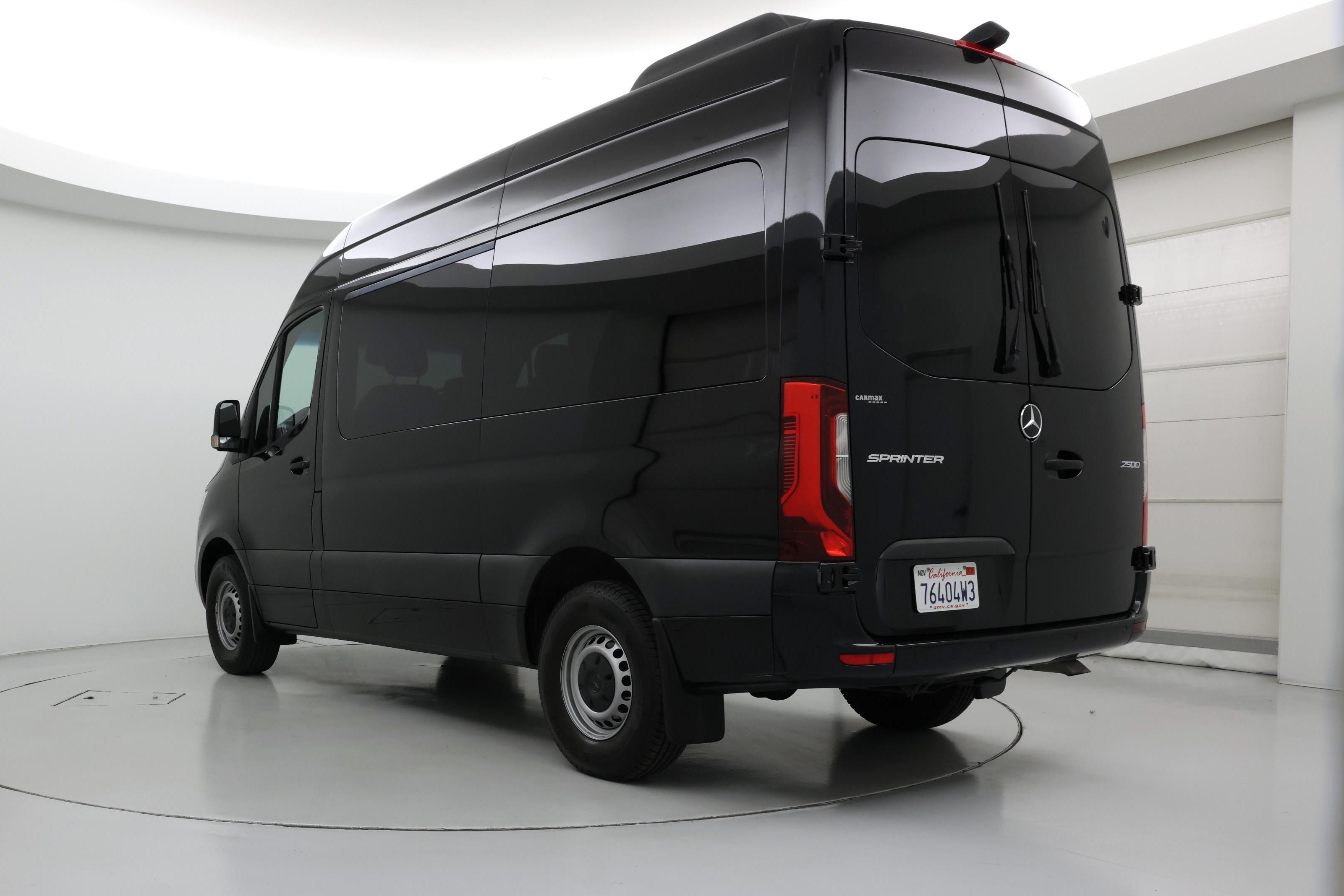 Thumbnail: 2023 Mercedes-Benz Sprinter - 2