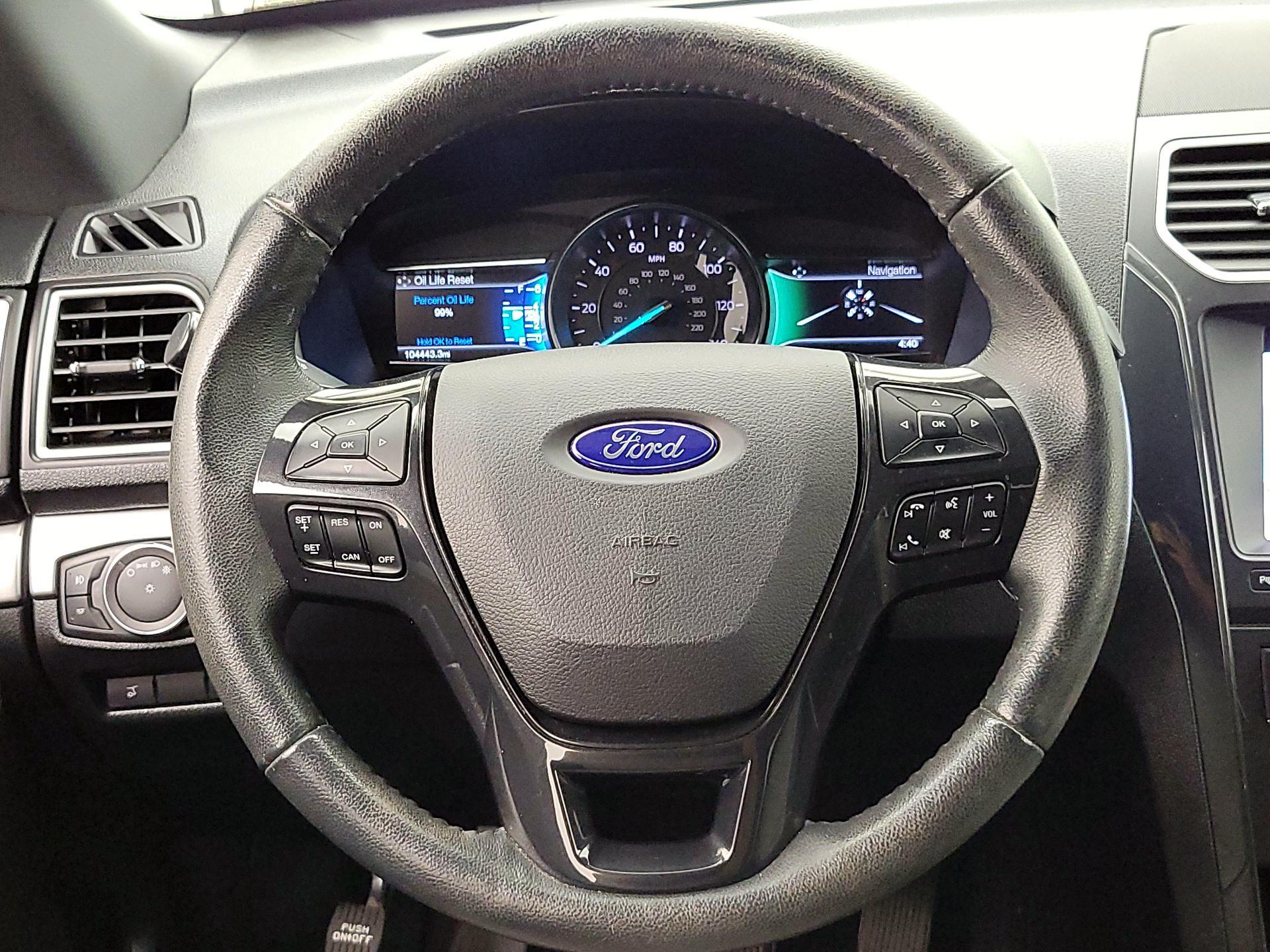 Thumbnail: 2017 Ford Explorer - 10