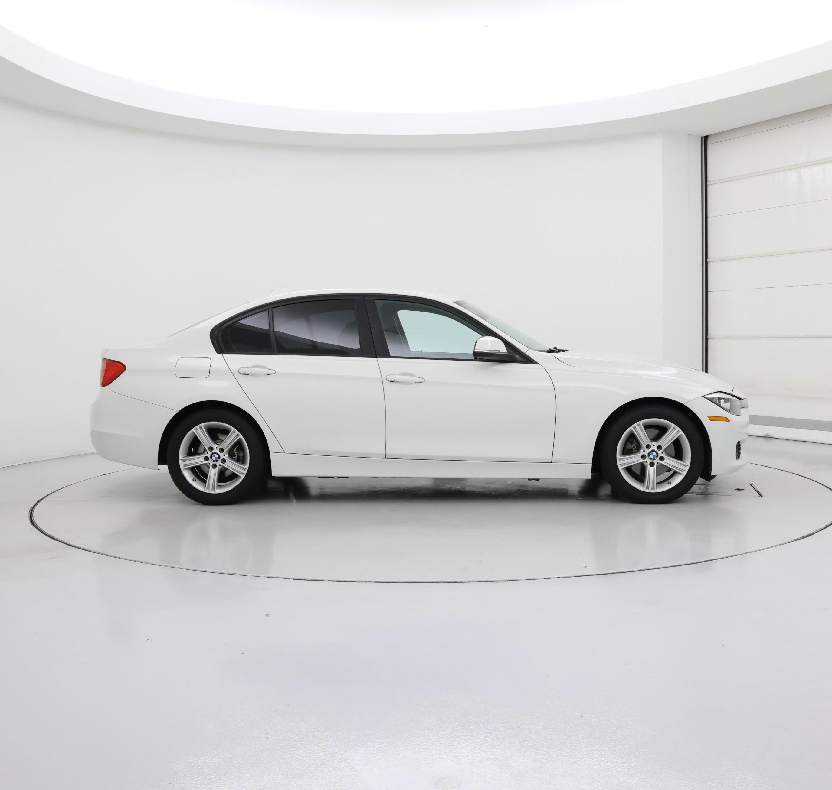 Thumbnail: 2015 BMW 3 Series - 7