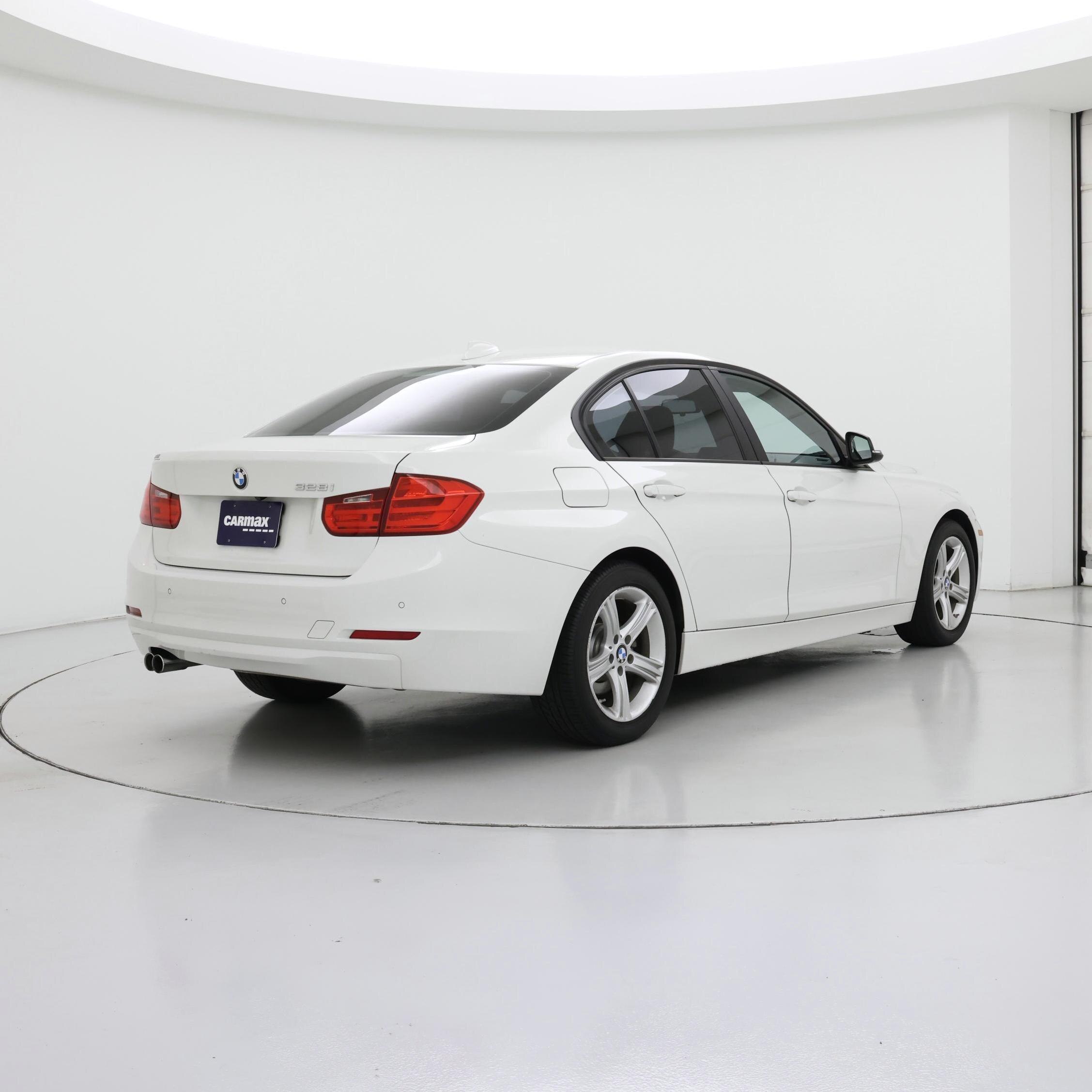Thumbnail: 2015 BMW 3 Series - 8