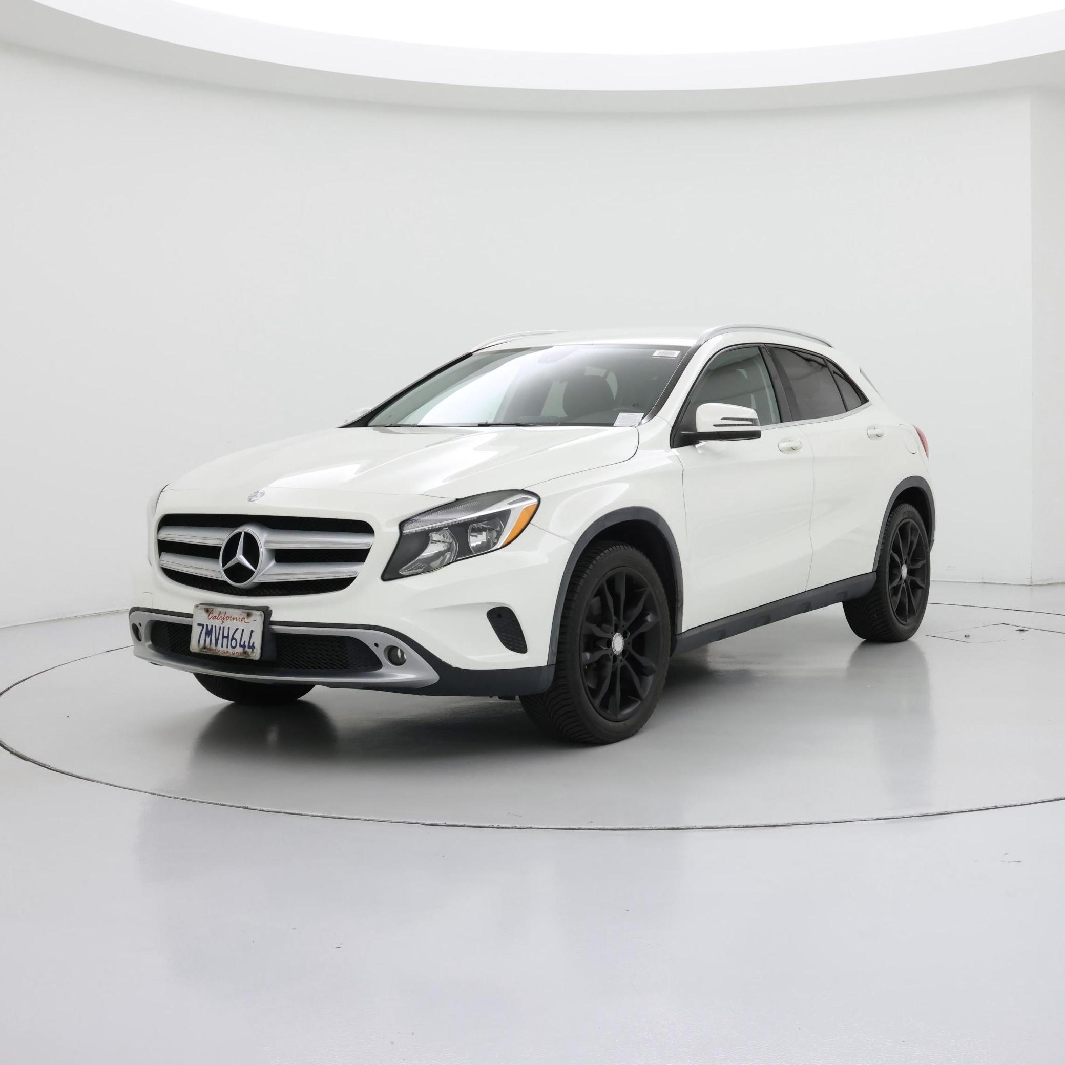 Thumbnail: 2015 Mercedes-Benz GLA - 4