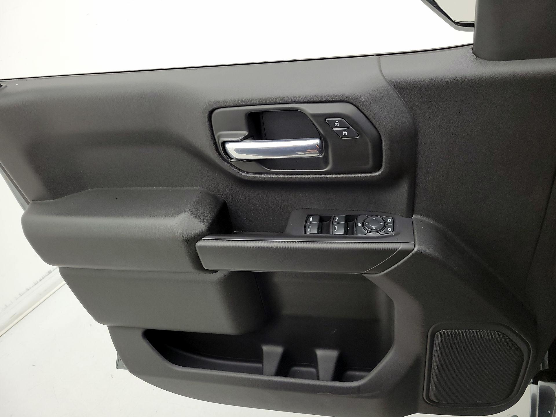 Thumbnail: 2021 Chevrolet Silverado 1500 - 12
