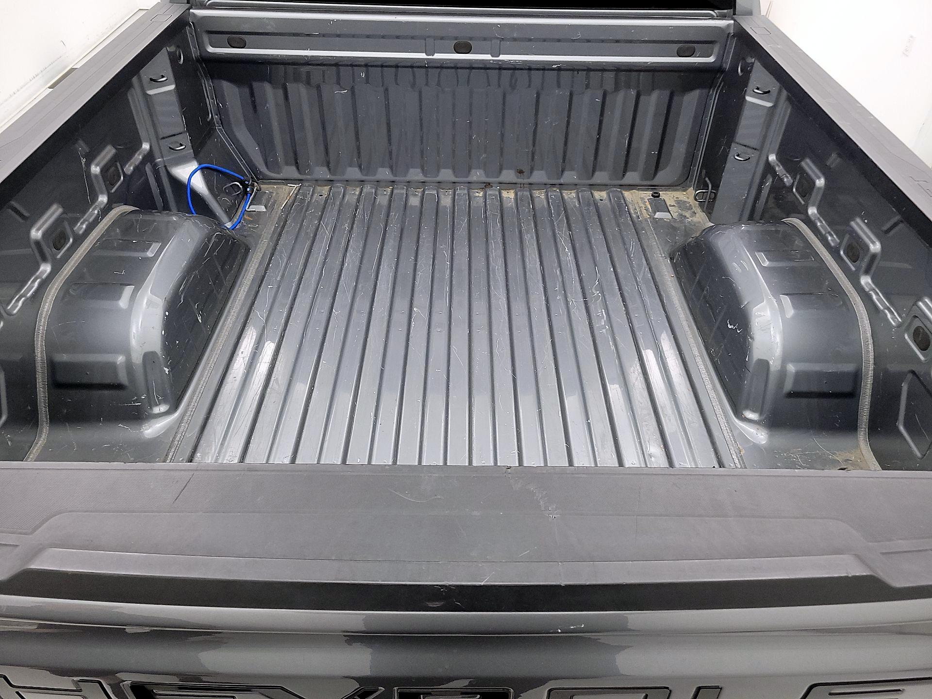 Thumbnail: 2021 Chevrolet Silverado 1500 - 20