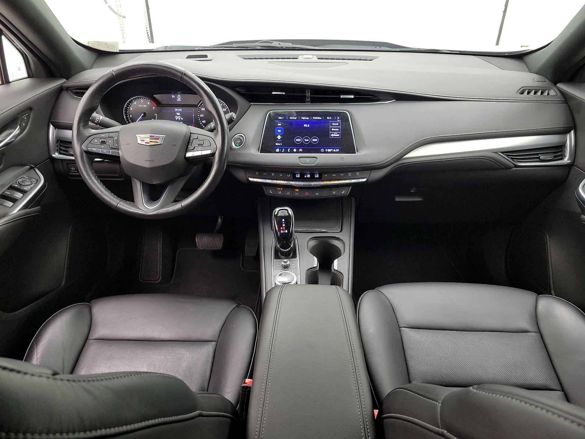 Thumbnail: 2020 Cadillac XT4 - 9