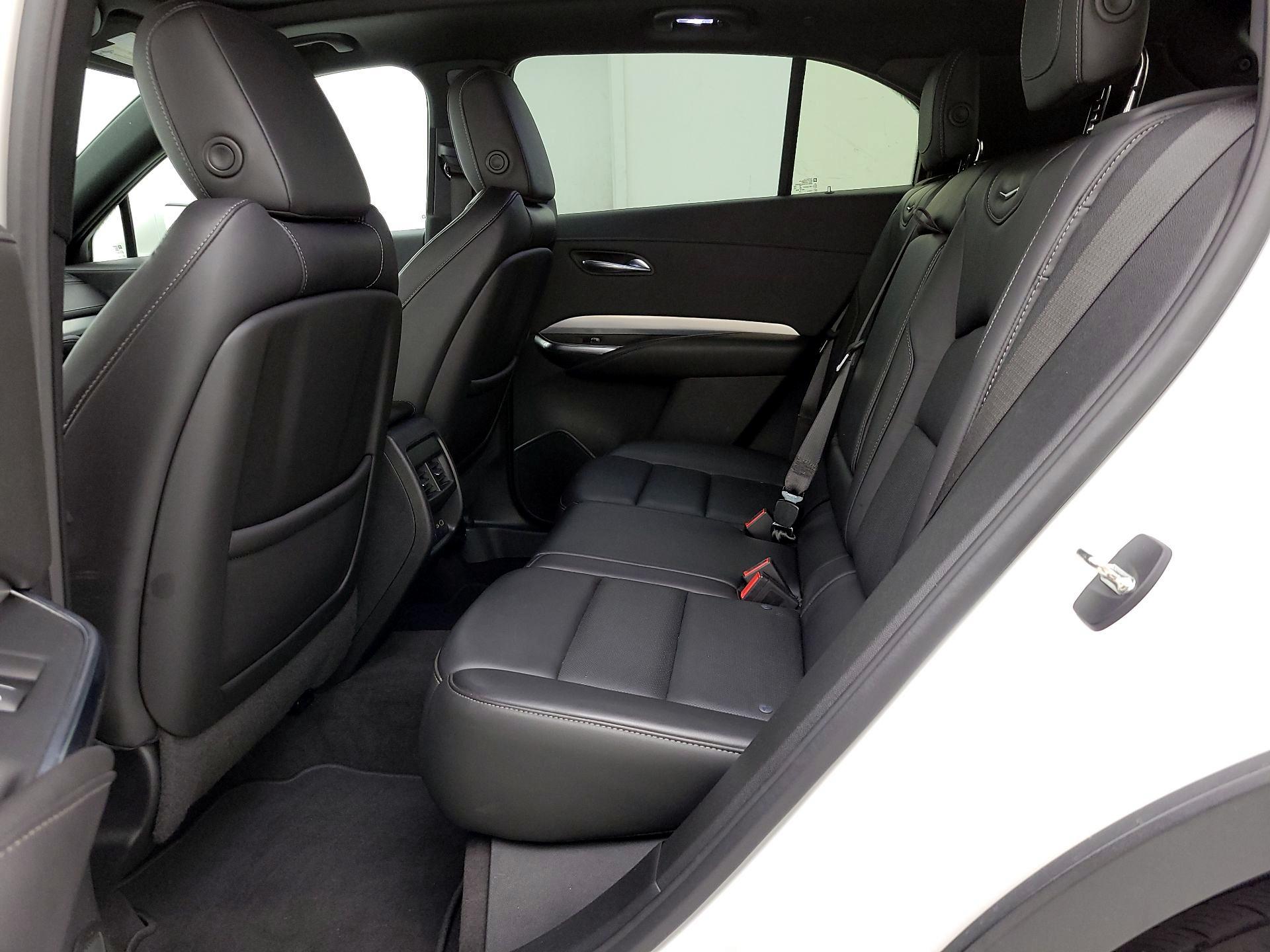 Thumbnail: 2020 Cadillac XT4 - 19