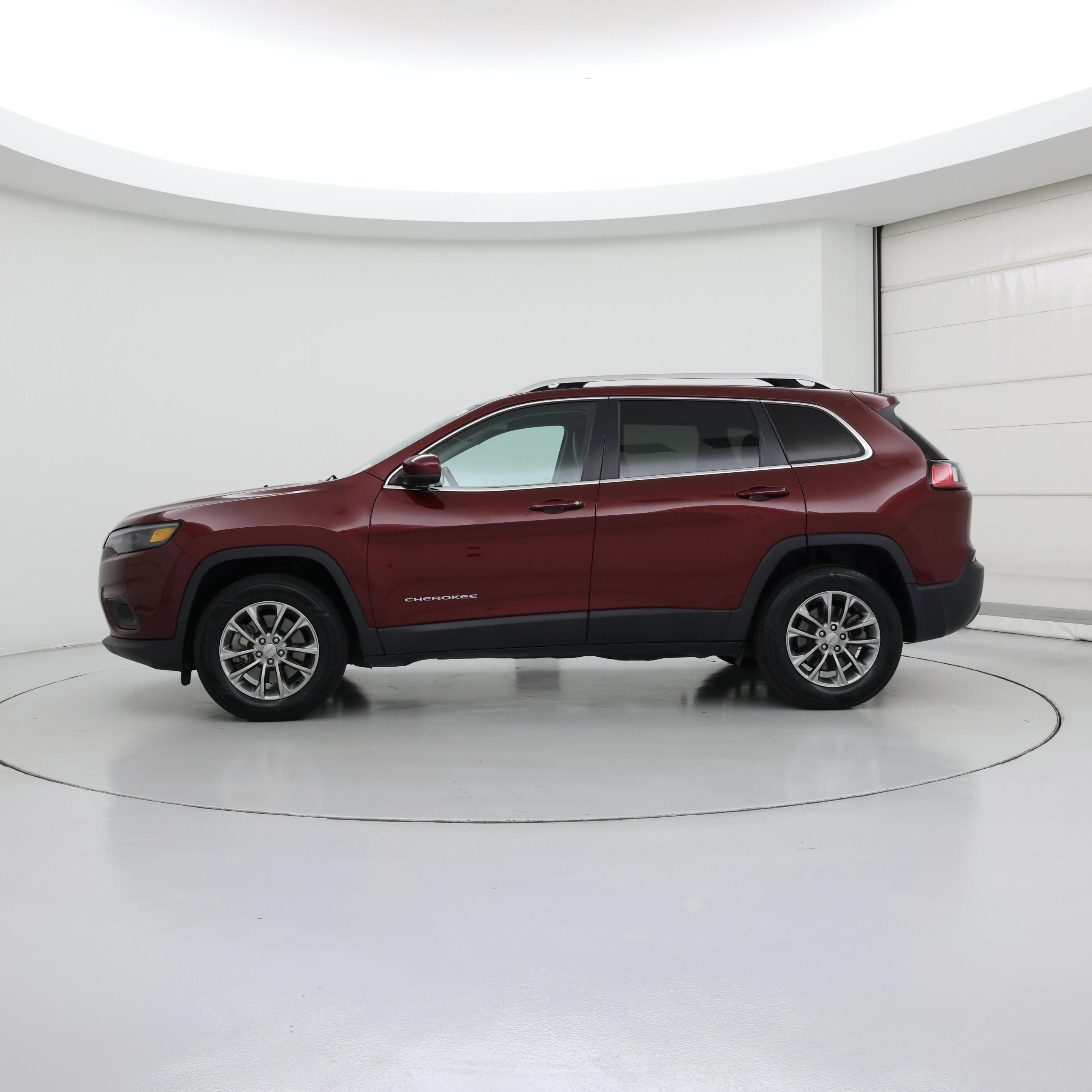 Thumbnail: 2020 Jeep Cherokee - 3