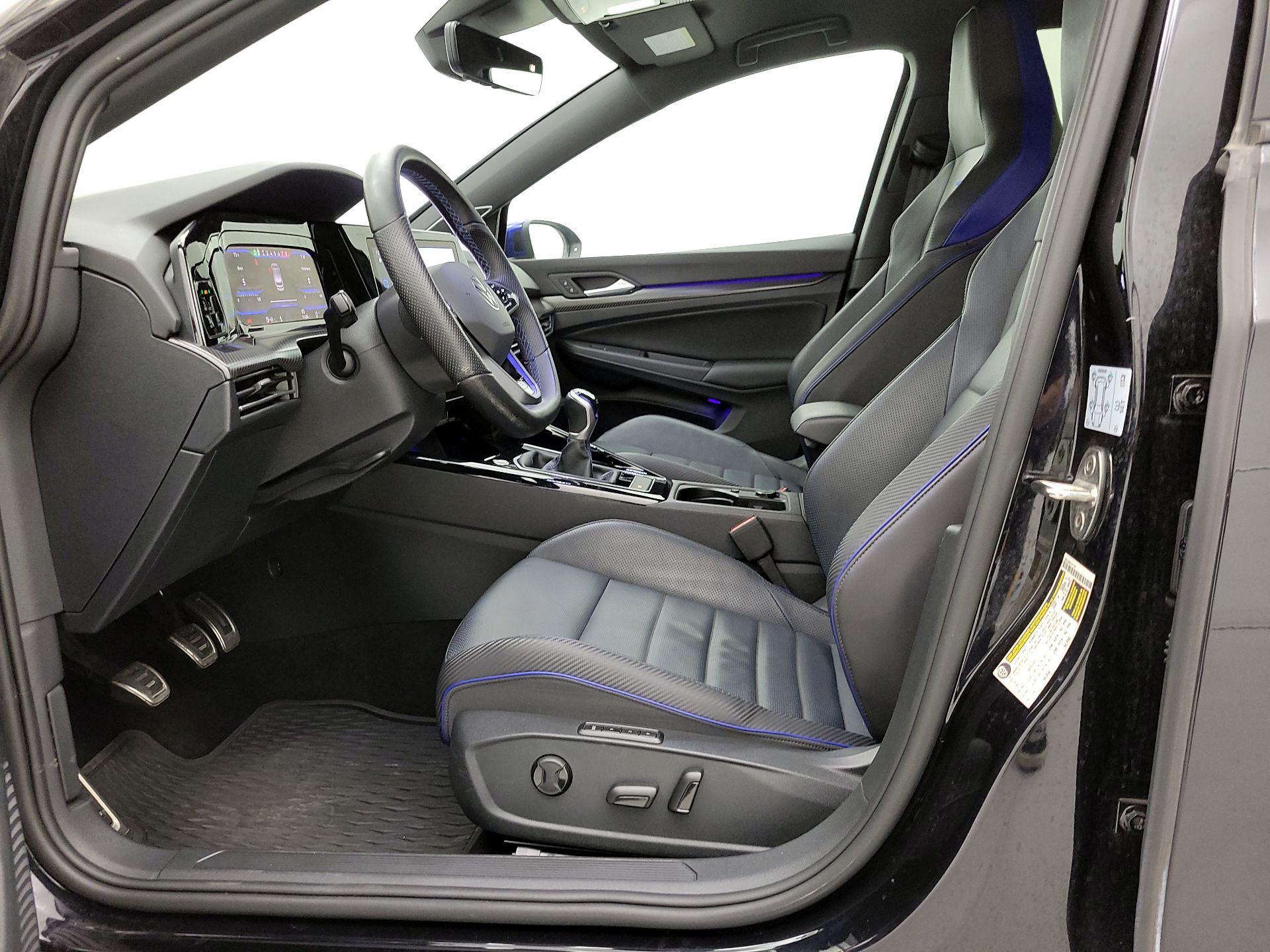 Thumbnail: 2023 Volkswagen Golf - 11