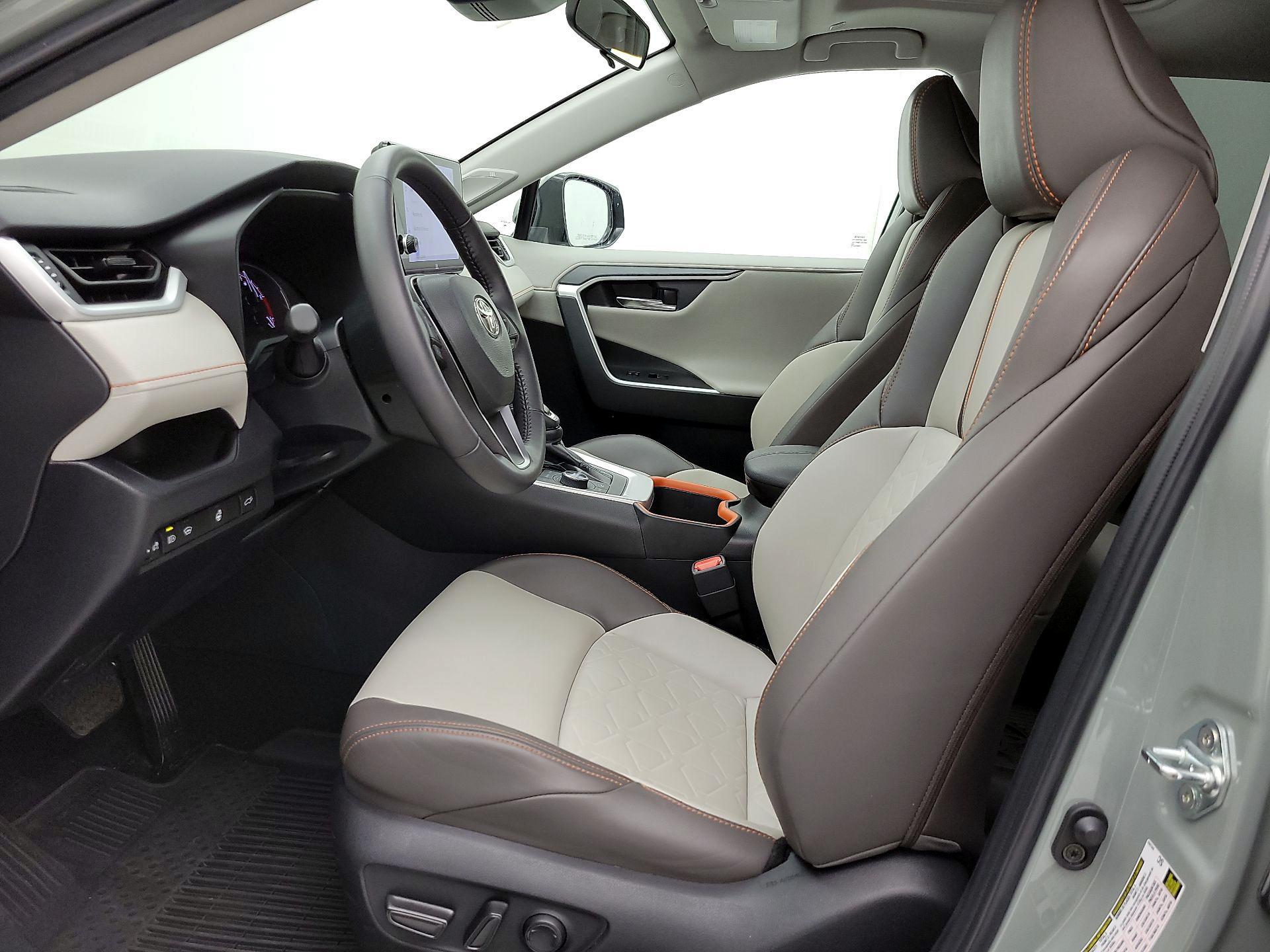 Thumbnail: 2023 Toyota RAV4 - 11