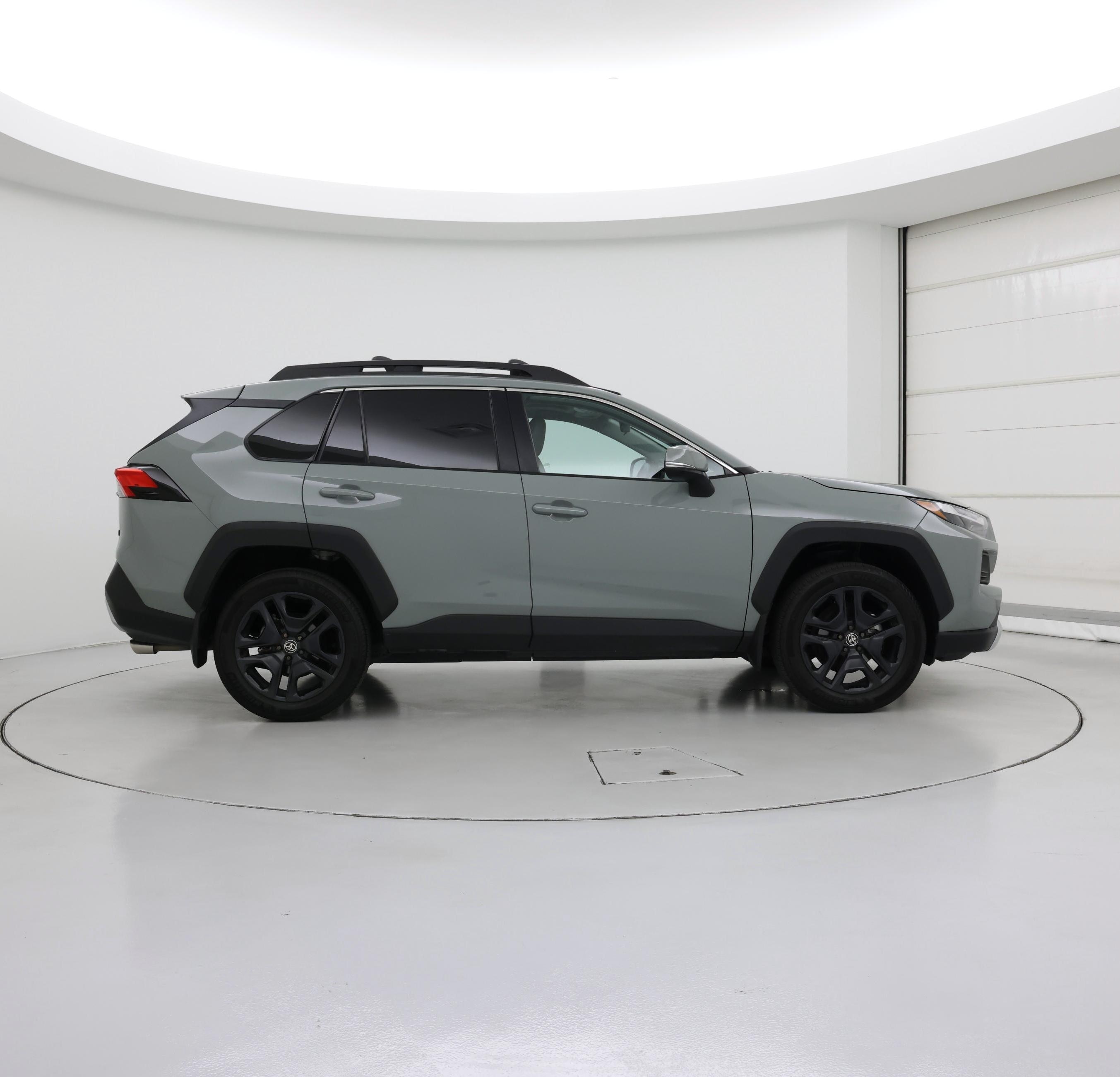 Thumbnail: 2023 Toyota RAV4 - 7